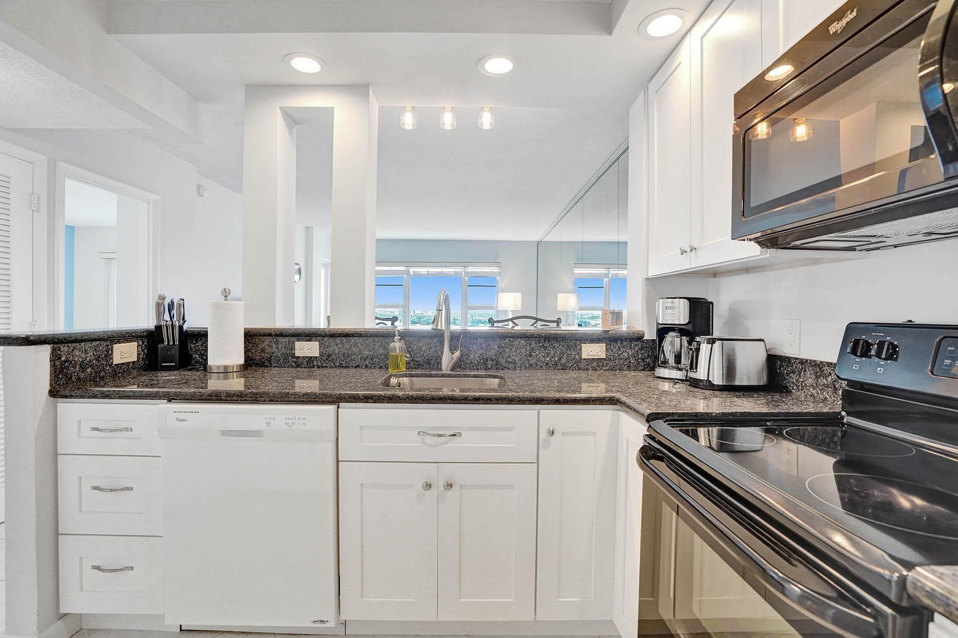 6000 N Ocean Boulevard 11e, Lauderdale-By-The-Sea, FL 33308 — photo 23 of 34