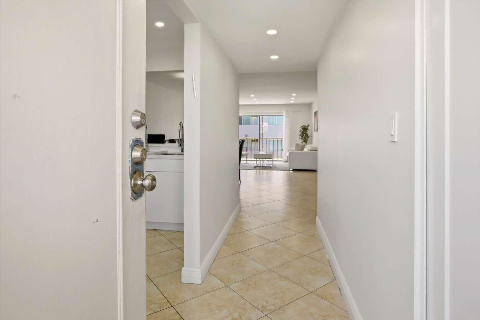 16750 NE 10th Avenue 312, North Miami Beach, FL 33162 — photo 1 of 24
