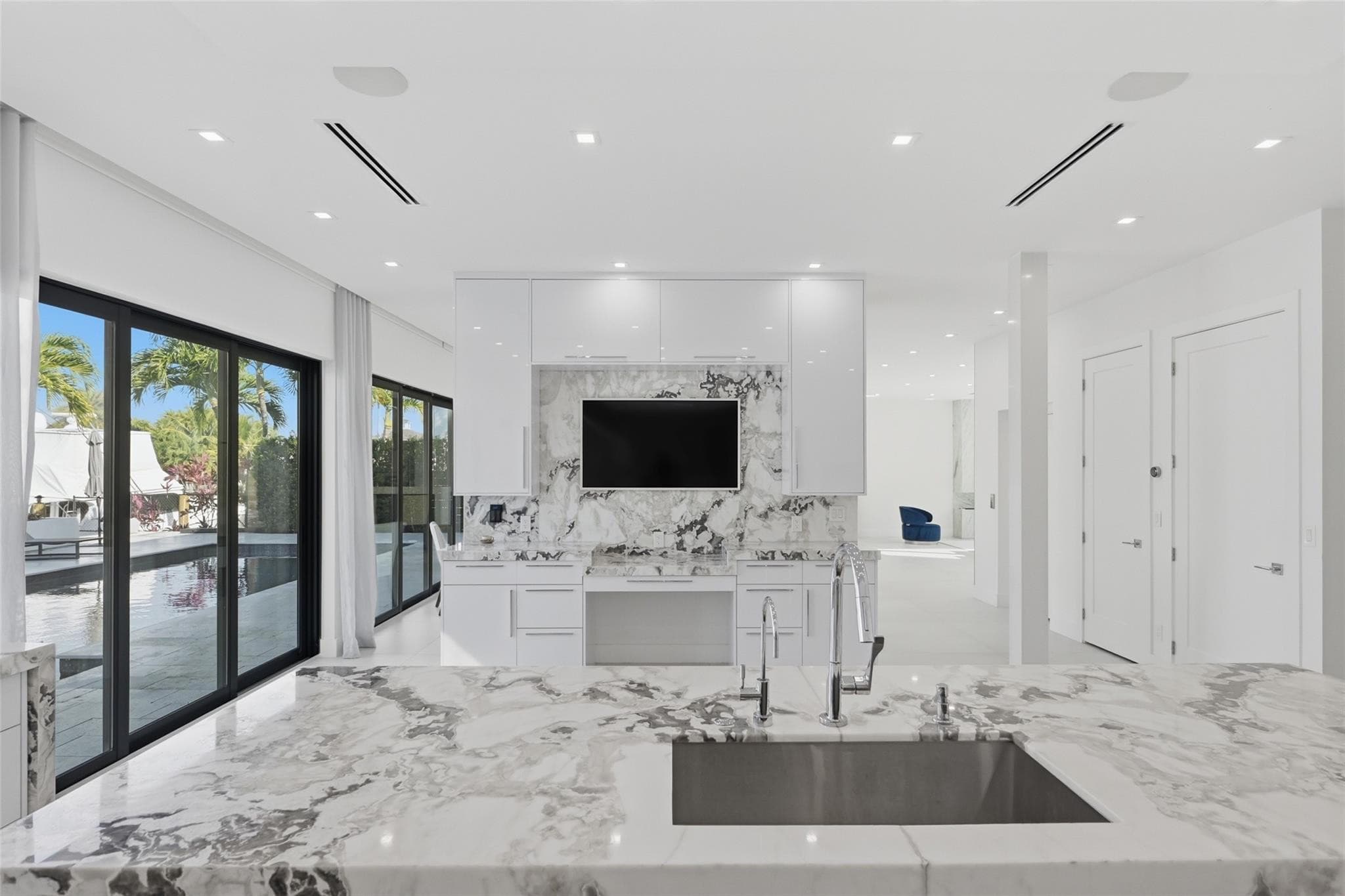 1517 SE 12th Court, Fort Lauderdale, FL 33316 — photo 5 of 60