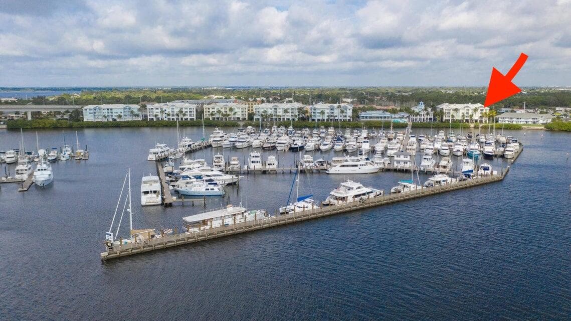975 NW Flagler Avenue 403, Stuart, FL 34994 — photo 2 of 43