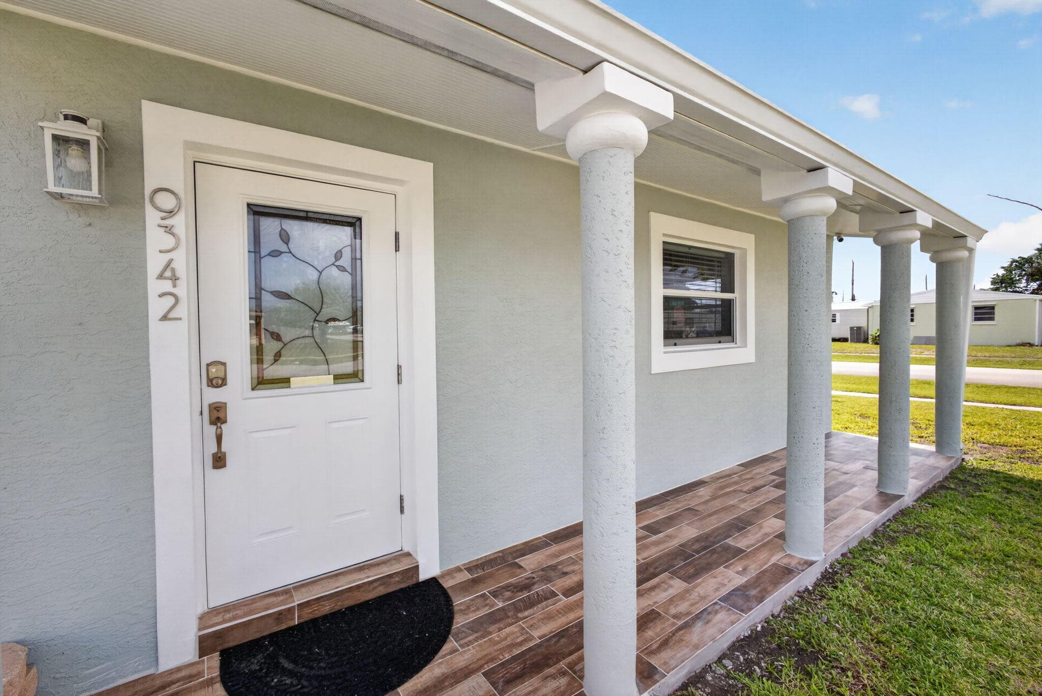 9342 Bloomfield Drive, Palm Beach Gardens, FL 33410 — photo 2 of 37