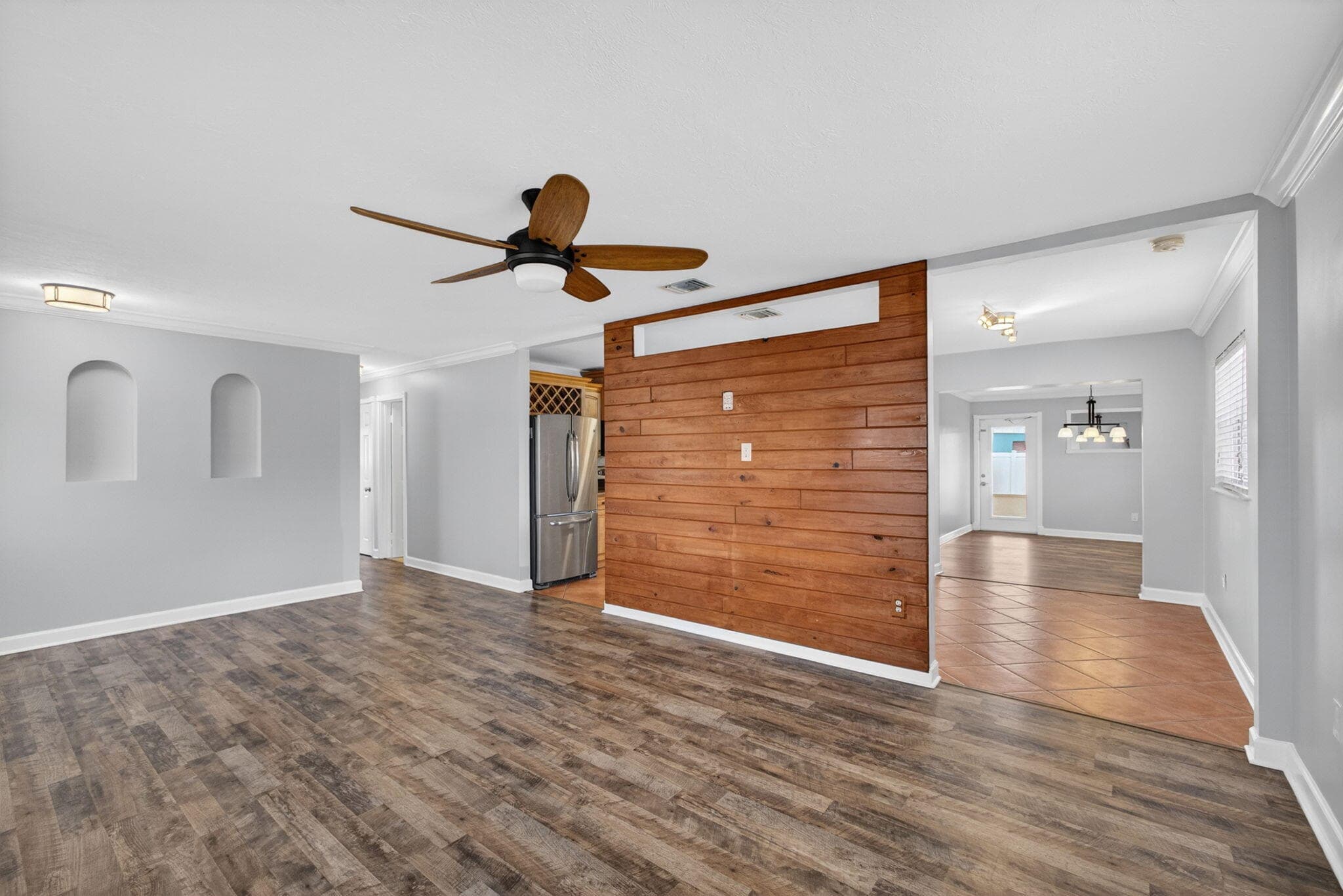 9342 Bloomfield Drive, Palm Beach Gardens, FL 33410 — photo 9 of 37