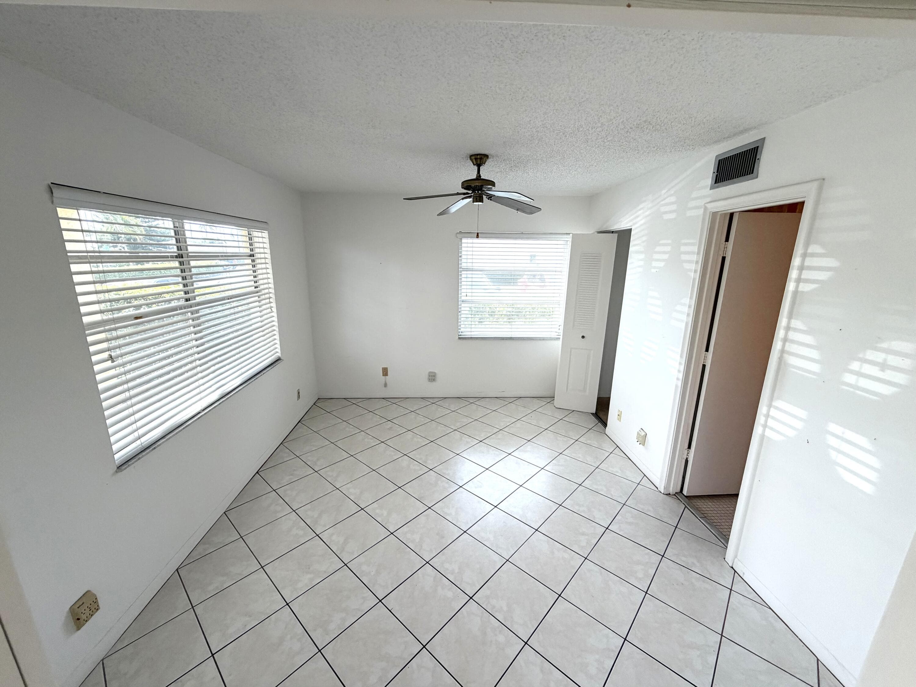 1141 Violet Terrace 101, Delray Beach, FL 33445 — photo 7 of 20