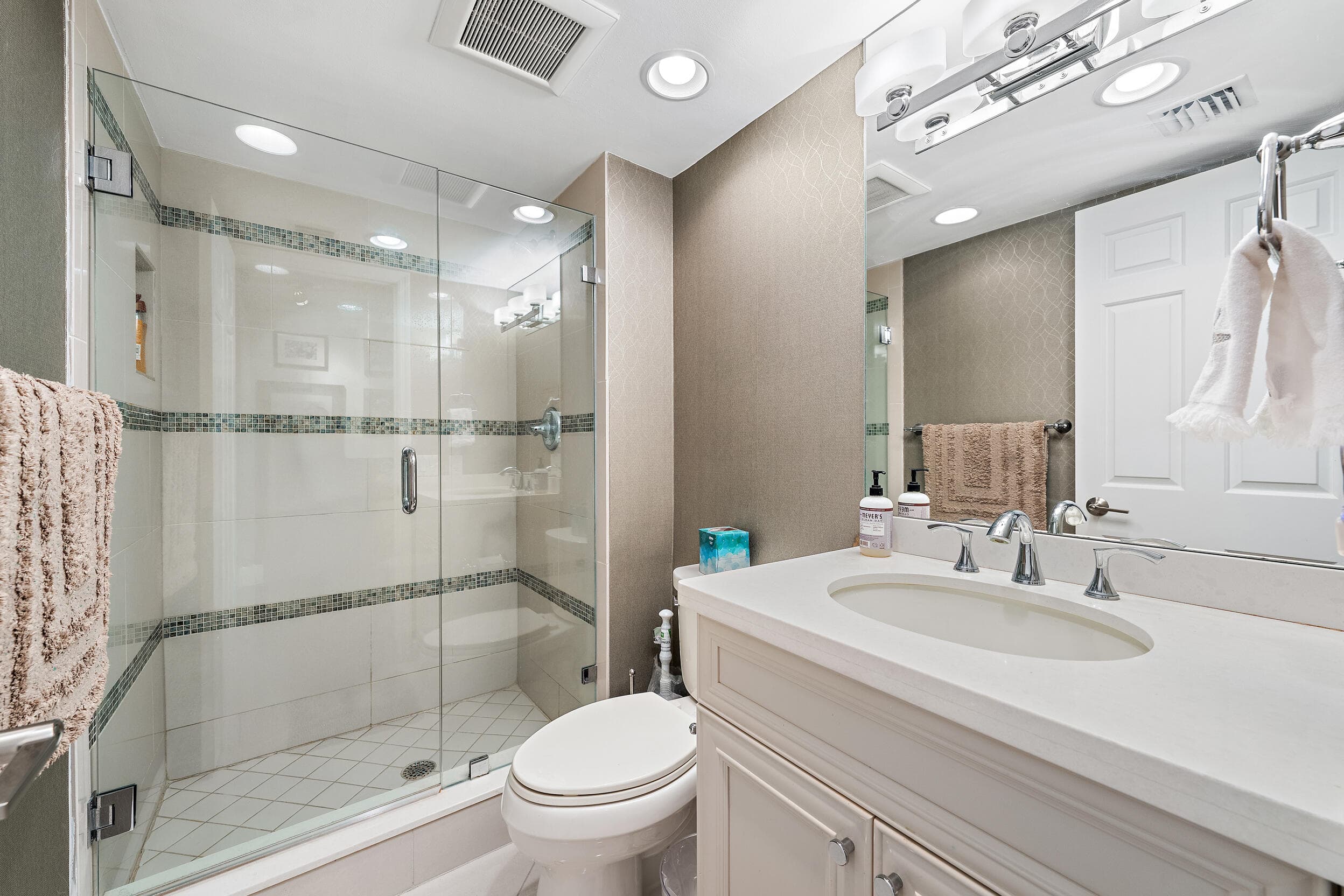 176 Helios Drive 603, Jupiter, FL 33477 — photo 16 of 28