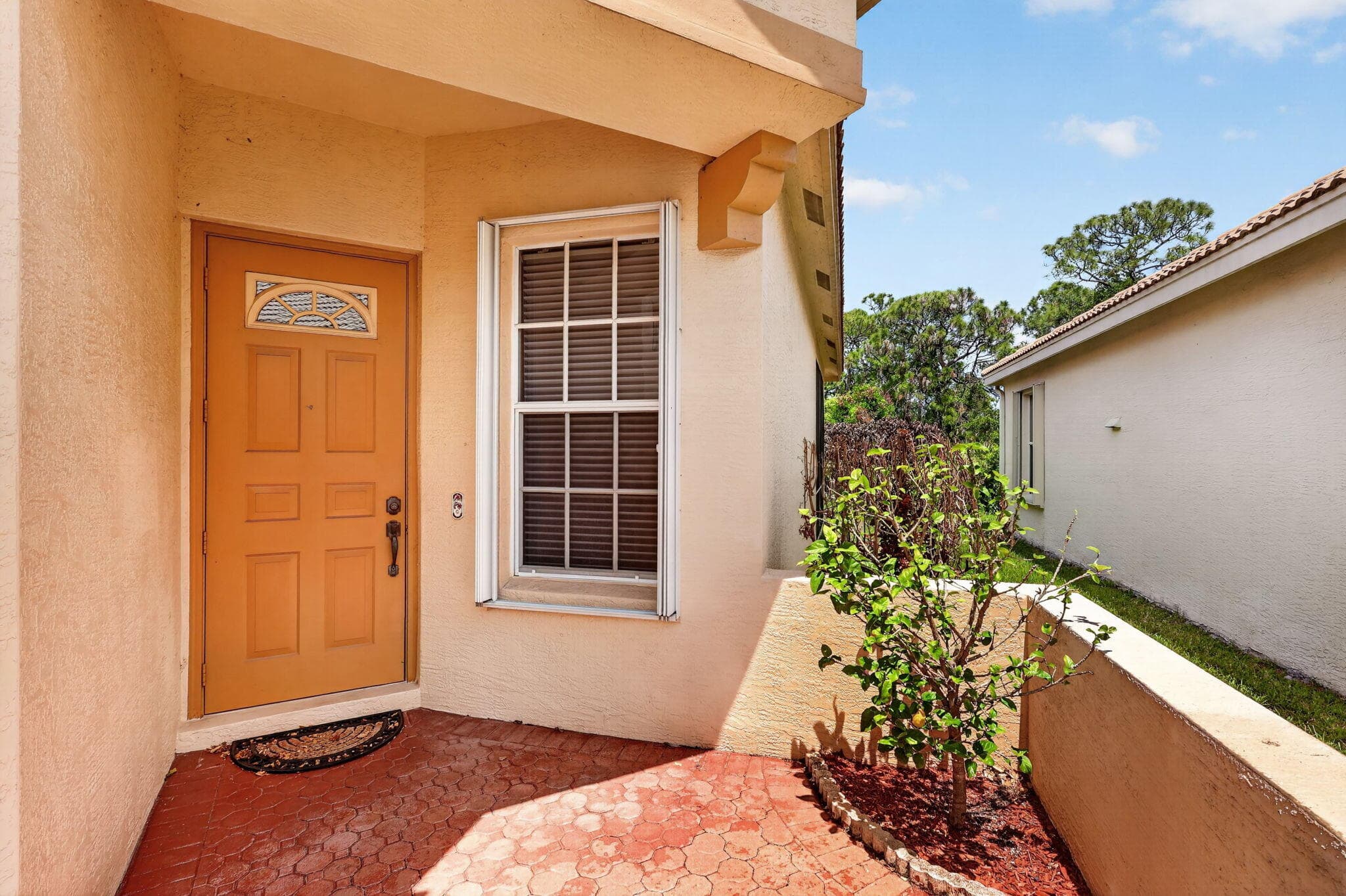 653 SW Munjack Cove, Port St. Lucie, FL 34986 — photo 5 of 47