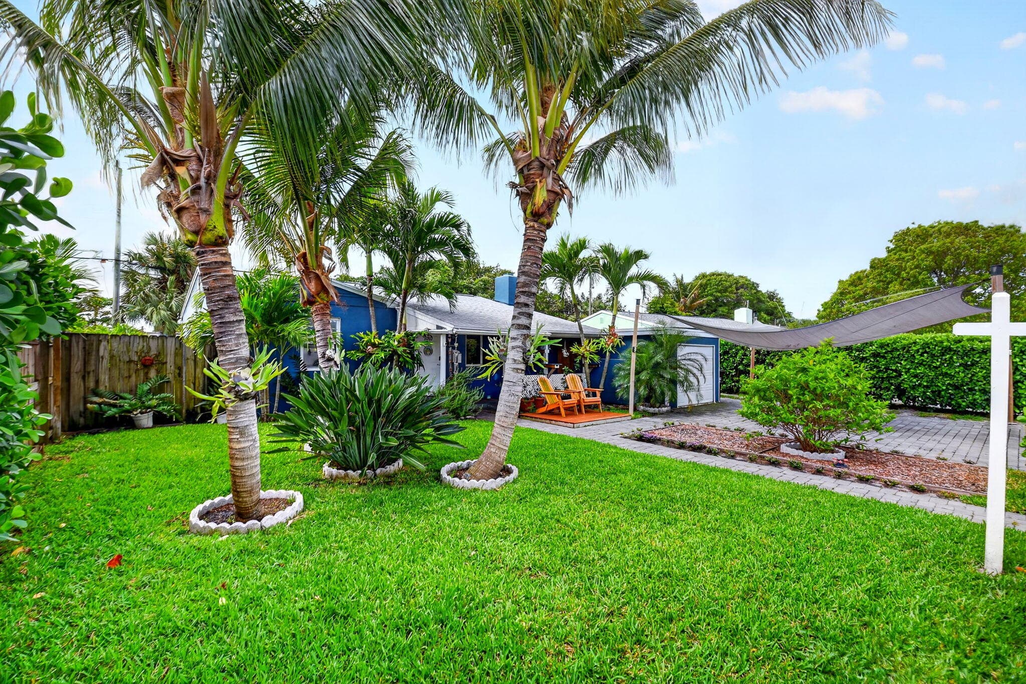 1010 Churchill Circle S, West Palm Beach, FL 33405 — photo 3 of 17