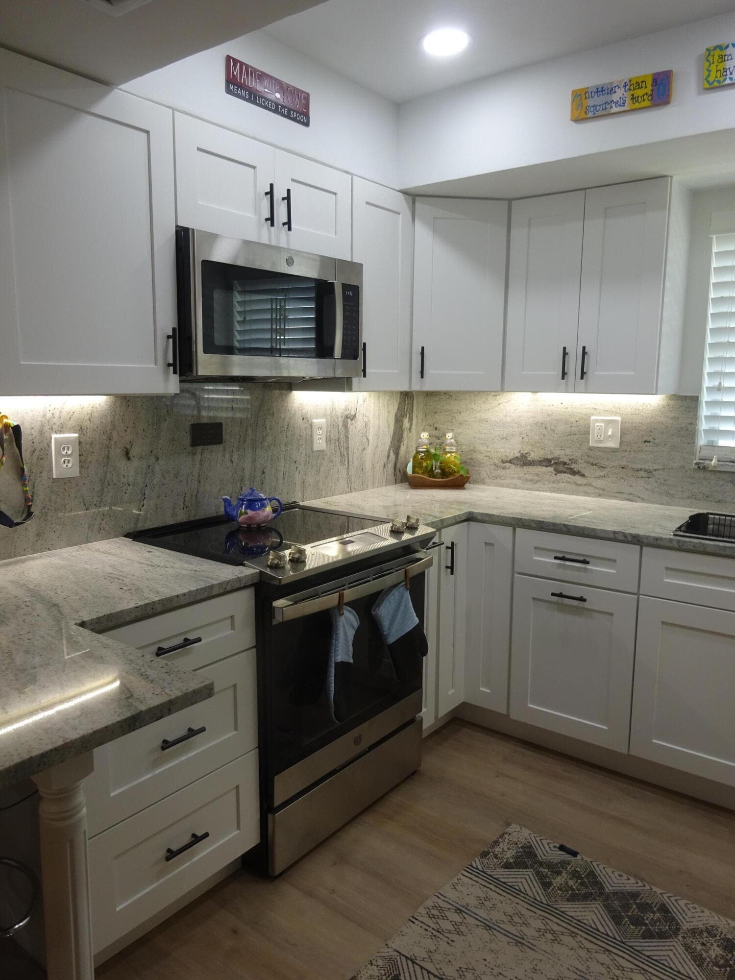 2864 E Crosley Dr Drive E A, West Palm Beach, FL 33415 — photo 3 of 20