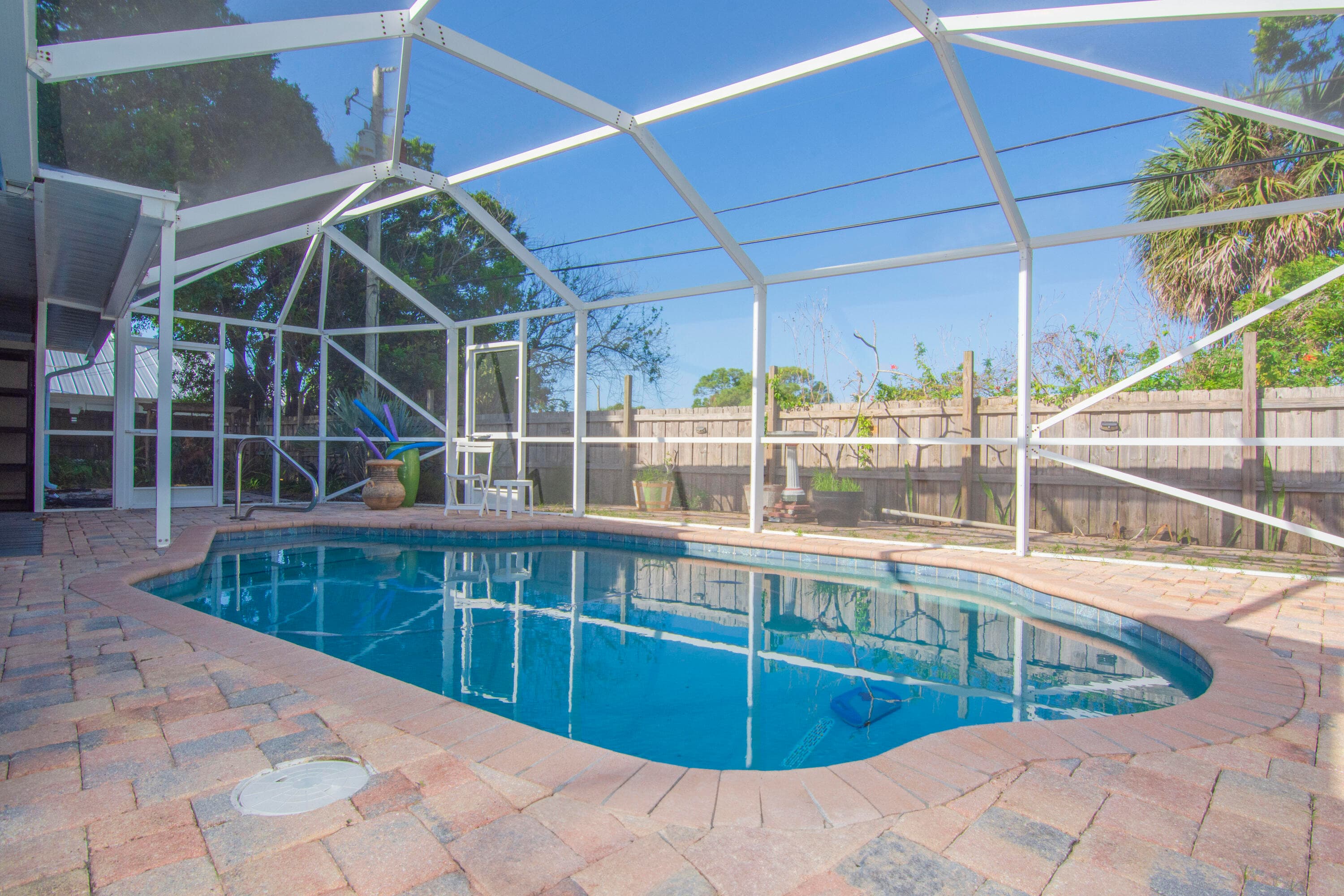 1545 Highland Avenue, Vero Beach, FL 32960 — photo 1 of 28