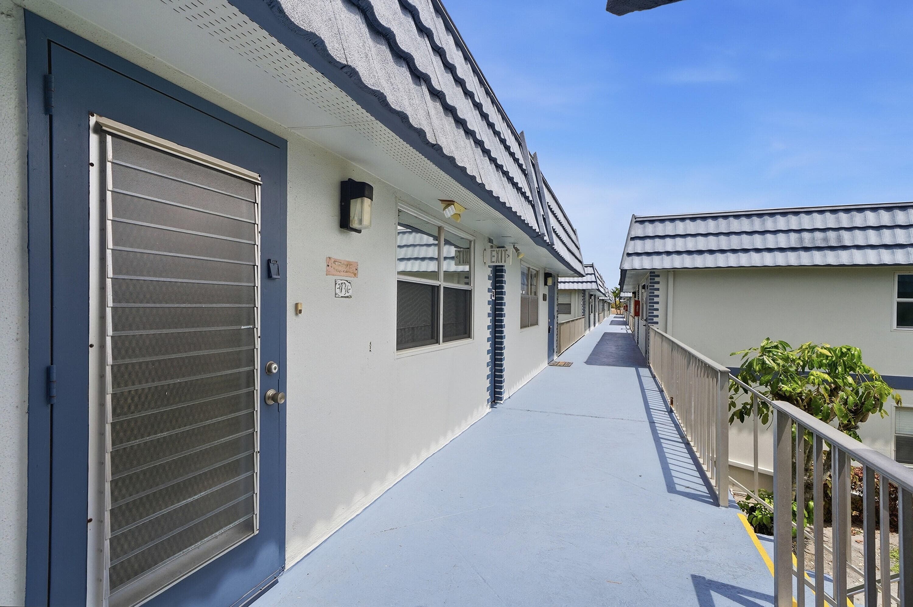 373 Tuscany G, Delray Beach, FL 33446 — photo 3 of 44