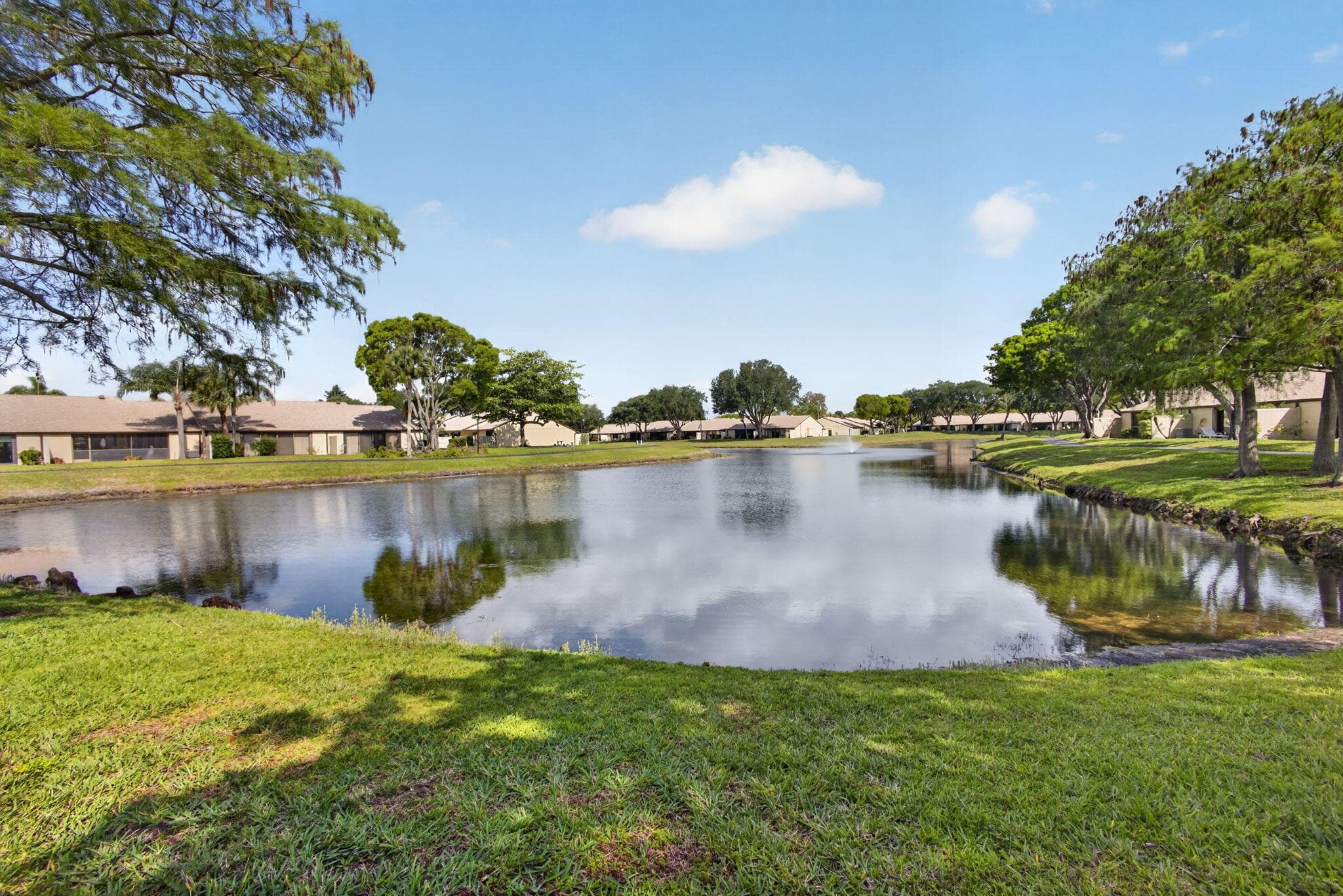 1025 Green Pine Boulevard F, West Palm Beach, FL 33409 — photo 4 of 41