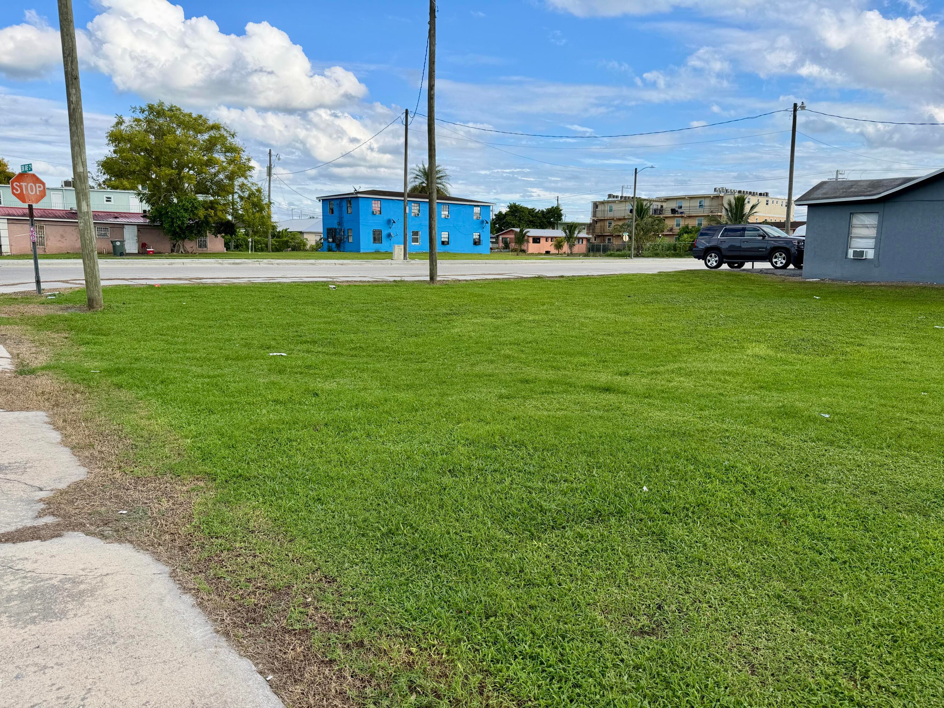 348 SW 8th Street, Belle Glade, FL 33430 — photo