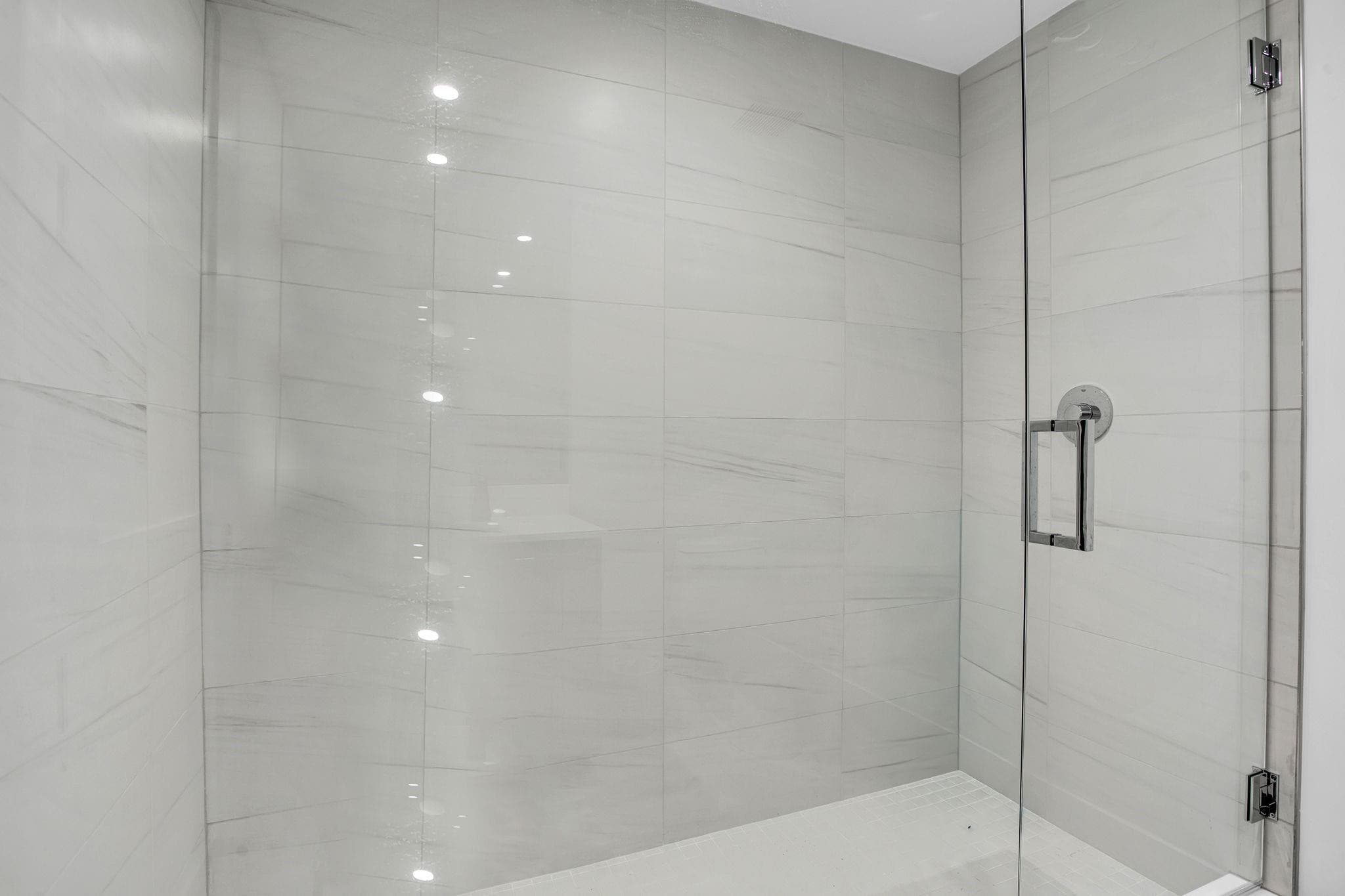 153 N Seabreeze Boulevard 1601, Fort Lauderdale, FL 33304 — photo 11 of 58