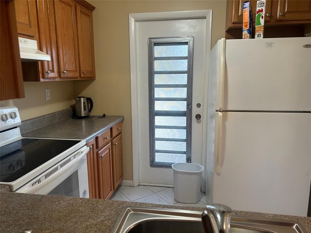 4321 NW 16th Street C202, Lauderhill, FL 33313 — photo 5 of 22