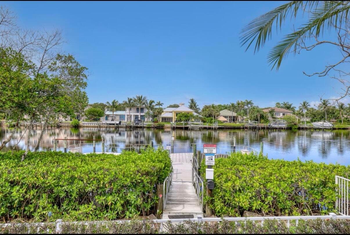 18390 SE Wood Haven Lane E, Jupiter, FL 33469 — photo 25 of 29