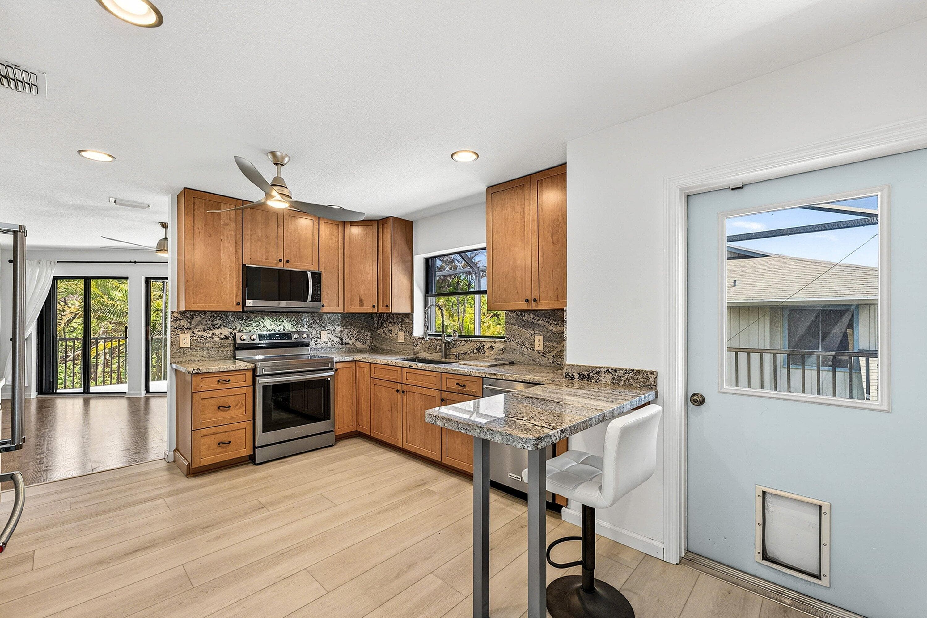 5662 SE Schooner Oaks Way, Stuart, FL 34997 — photo 13 of 40