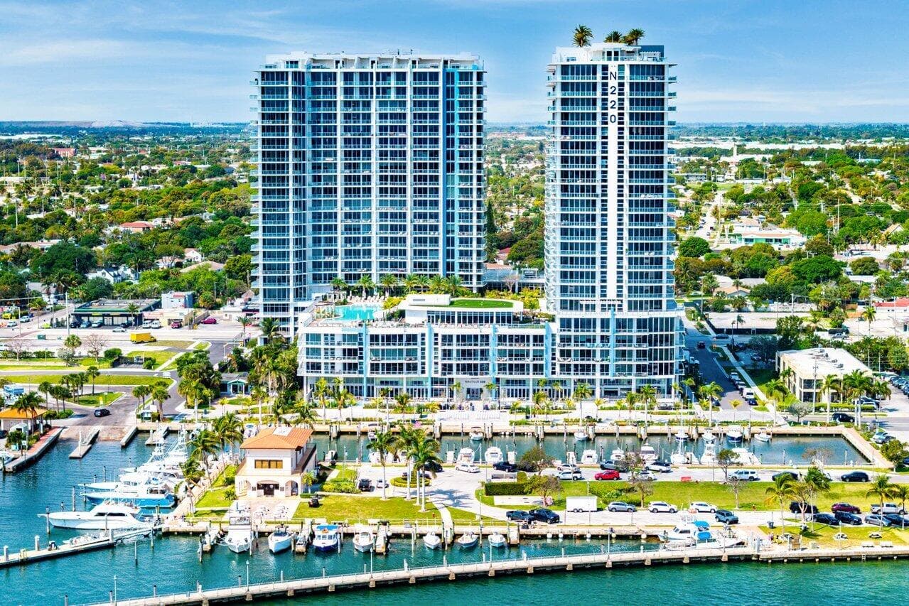 220 Lake Shore Drive 1415, Lake Park, FL 33403 — photo 39 of 67