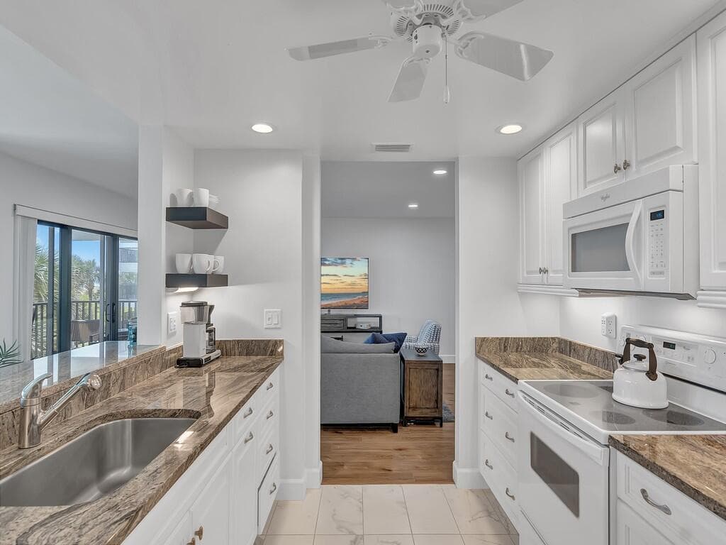 1700 Ocean Drive 306, Vero Beach, FL 32963 — photo 9 of 42