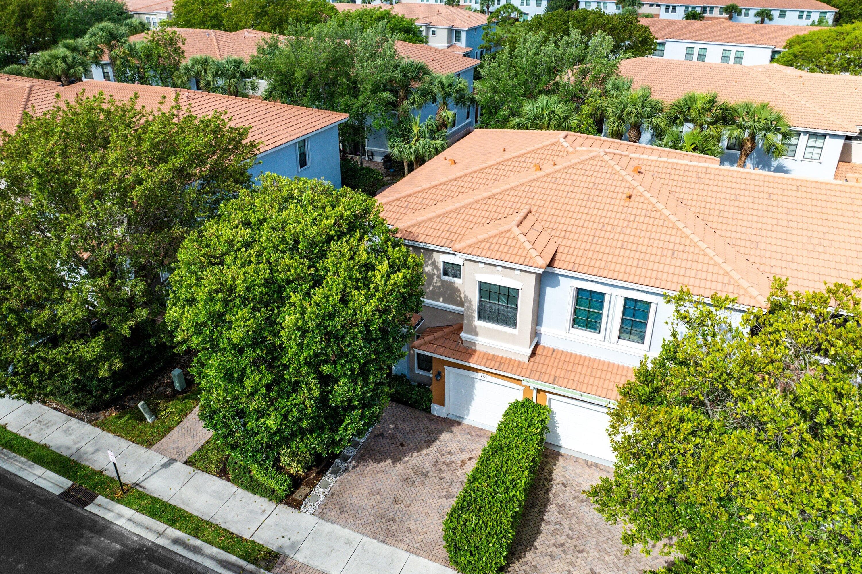 128 Delancey Avenue, Delray Beach, FL 33484 — photo 35 of 44