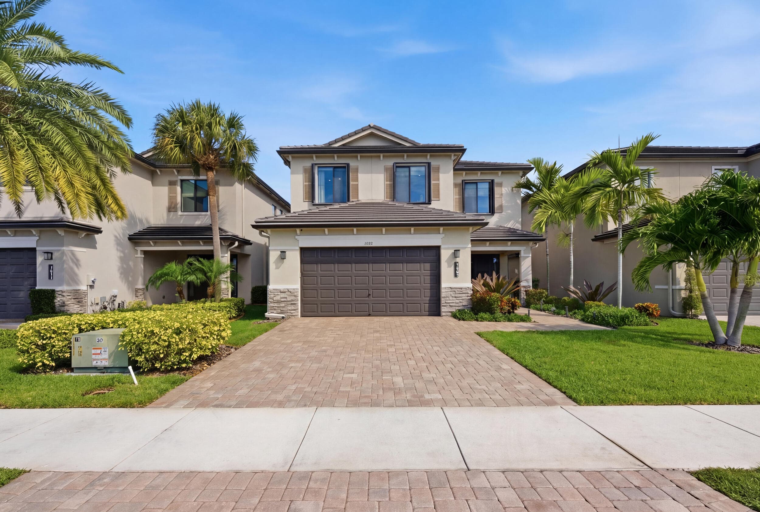 7605 Moonrise Drive, Lake Worth, FL 33467 — photo 2 of 38