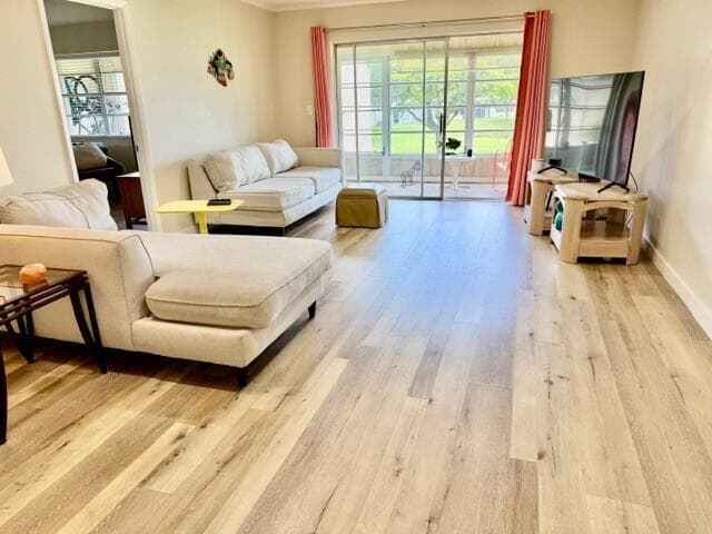 148 Lake Constance Drive 148, West Palm Beach, FL 33411 — photo 10 of 50