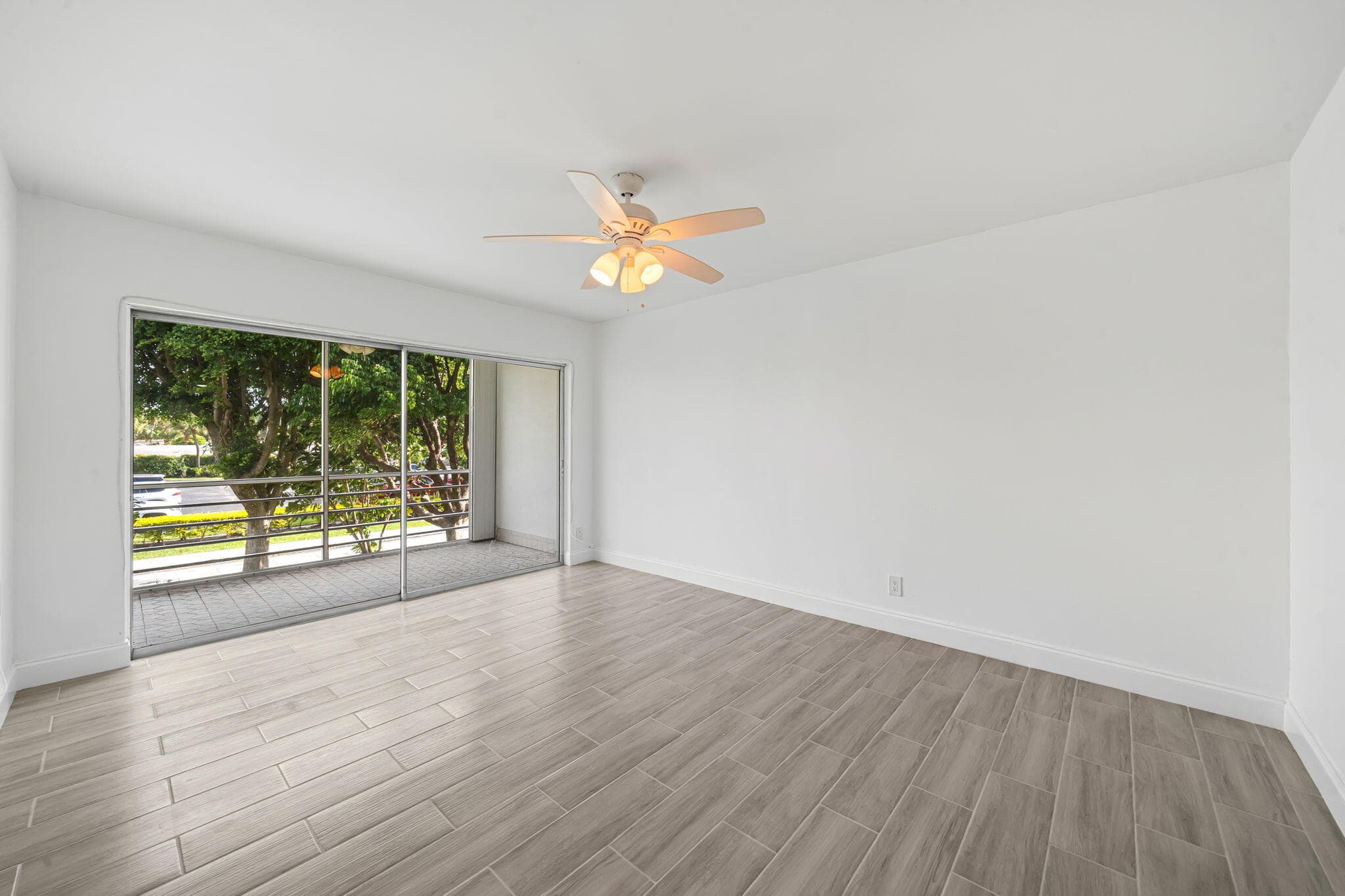 200 S Waterway Dr Drive S 202, Lantana, FL 33462 — photo 21 of 32