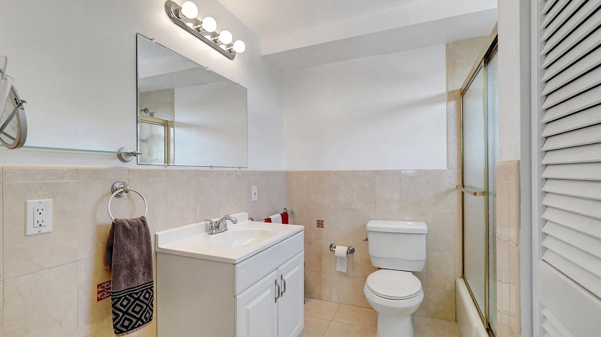 427 Golden Isles Drive 5j, Hallandale Beach, FL 33009 — photo 24 of 43