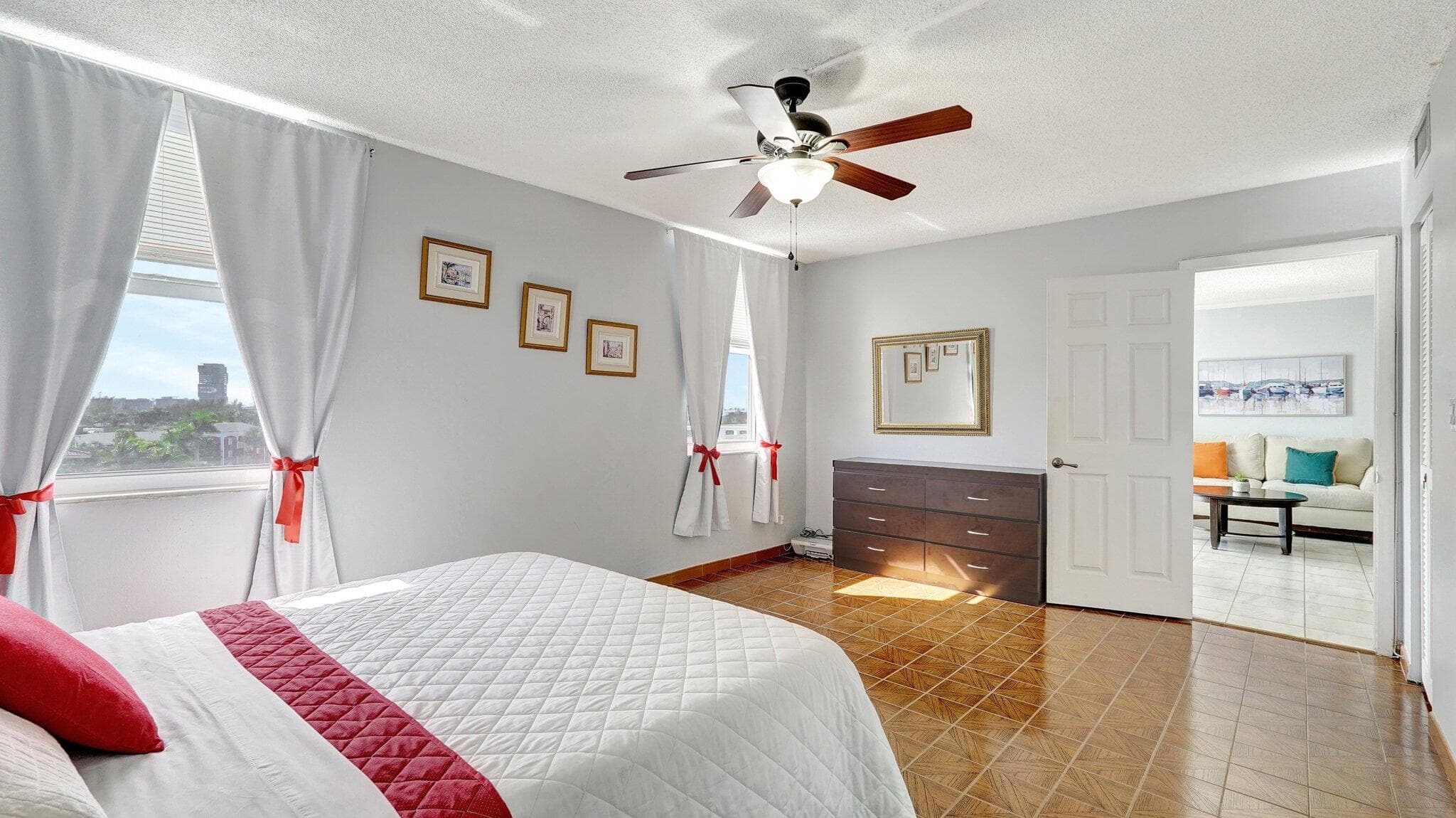 427 Golden Isles Drive 5j, Hallandale Beach, FL 33009 — photo 19 of 43