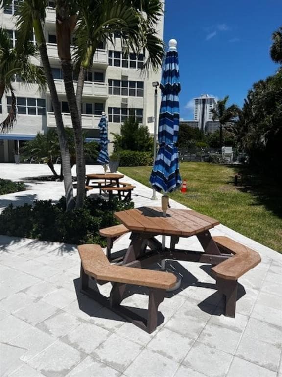 3200 NE 36th Street NE 1719, Fort Lauderdale, FL 33308 — photo 29 of 32