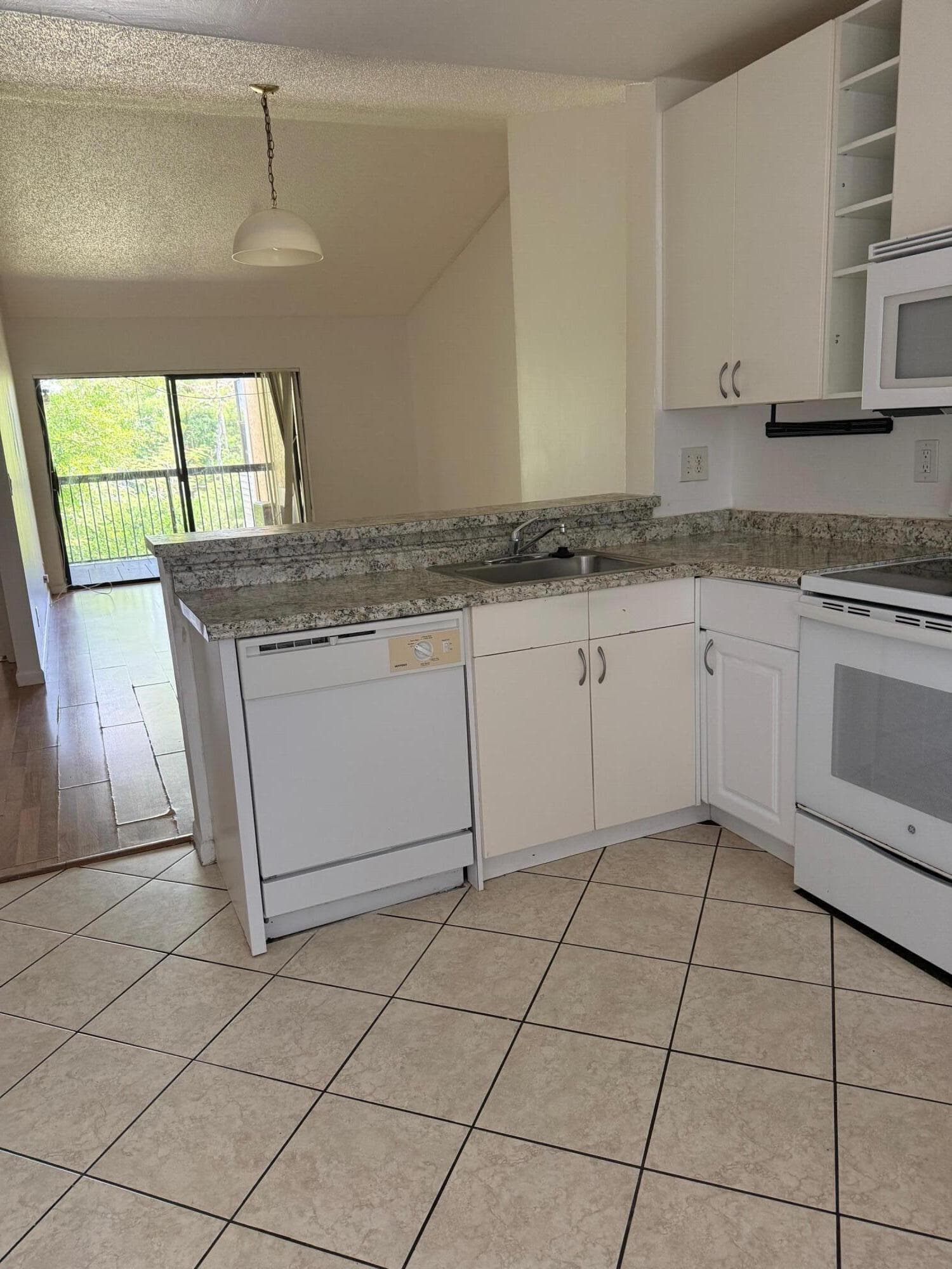 5721 Riverside Drive 301b5, Coral Springs, FL 33067 — photo 6 of 15