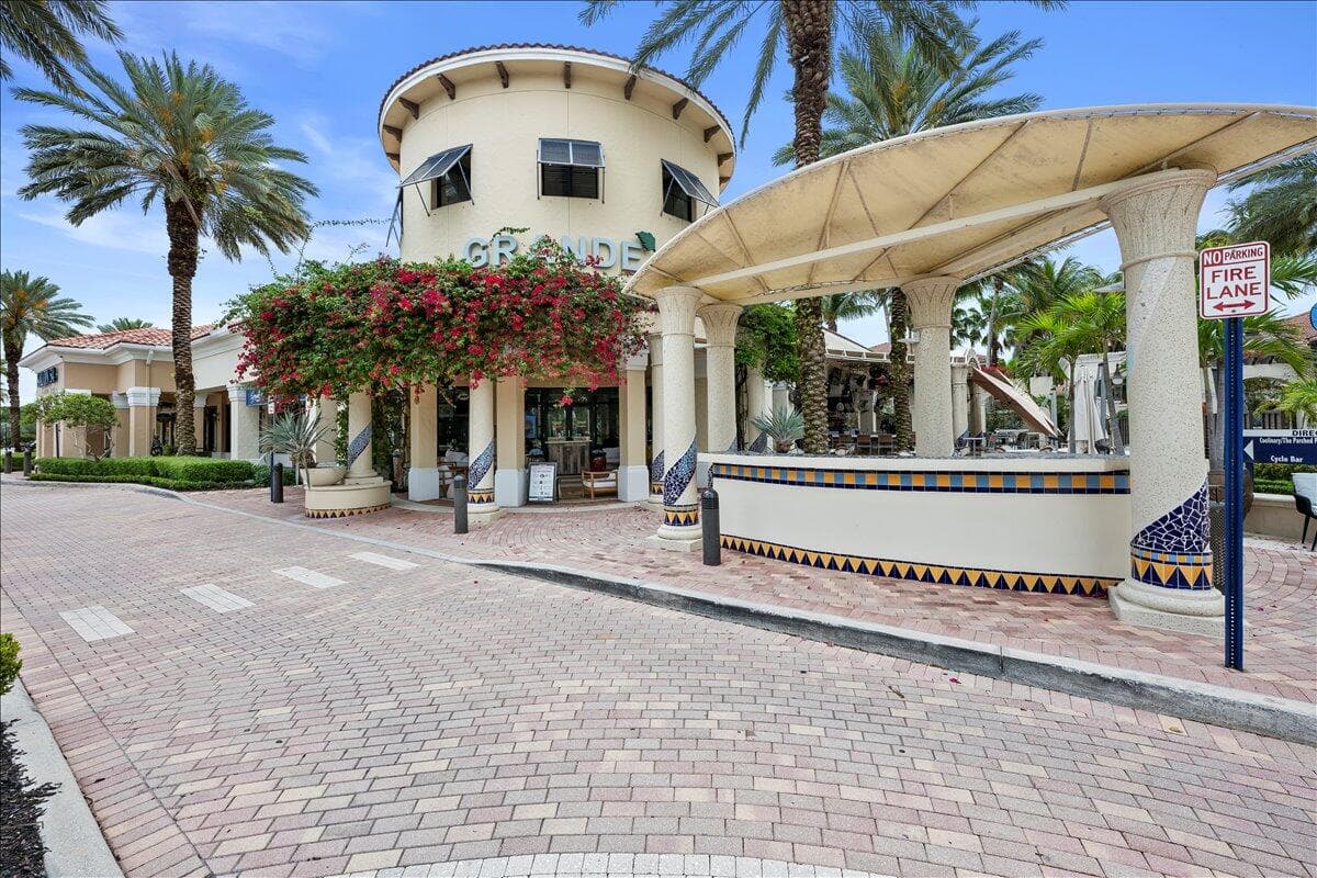 5102 Artesa Way W, Palm Beach Gardens, FL 33418 — photo 39 of 49
