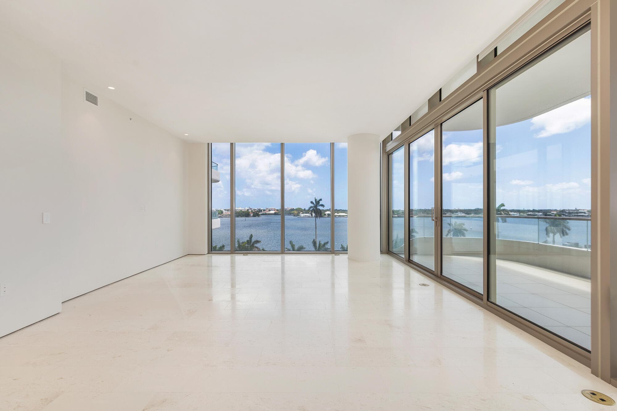200 Arkona Court 504, West Palm Beach, FL 33401 — photo 4 of 31