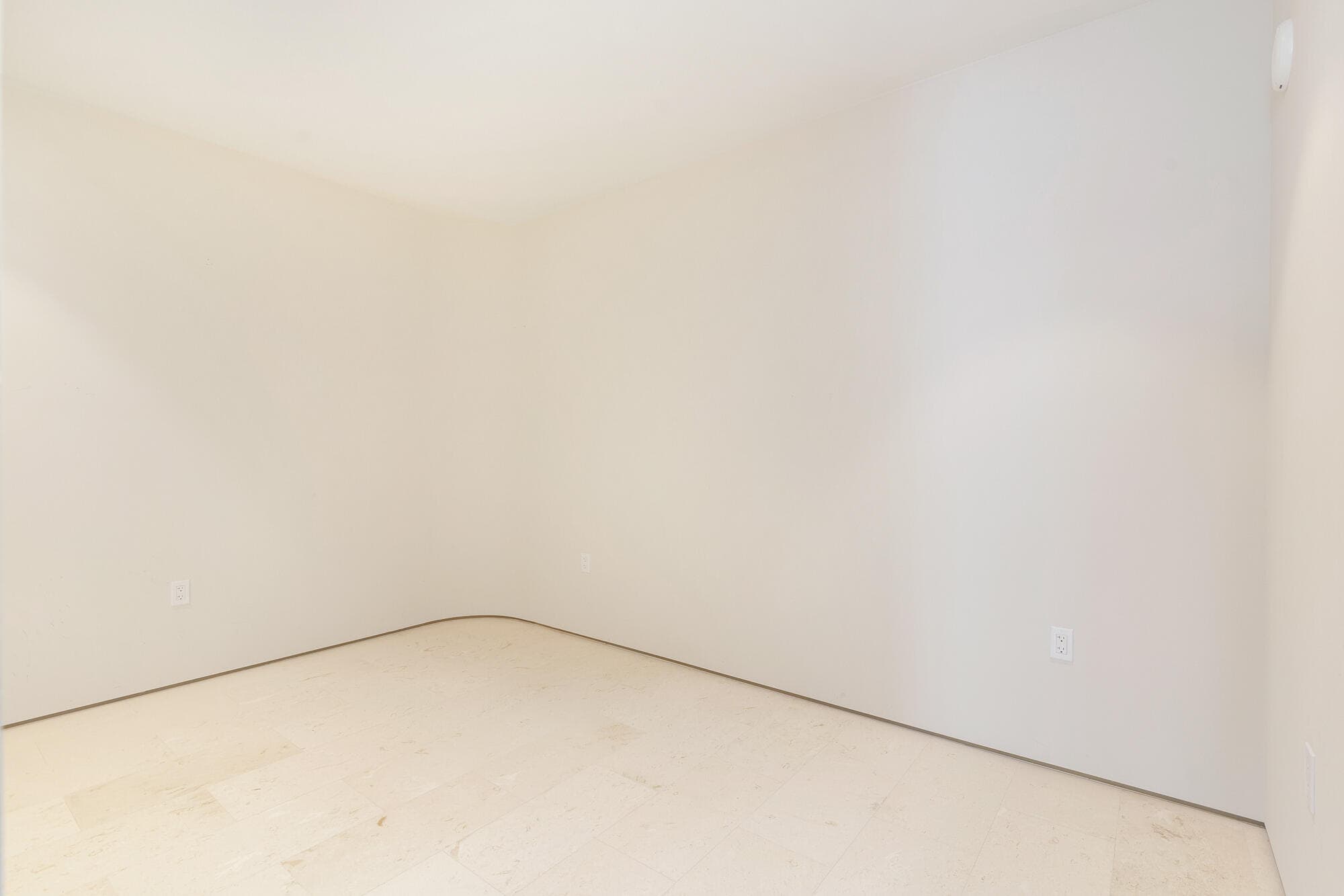 200 Arkona Court 504, West Palm Beach, FL 33401 — photo 19 of 31
