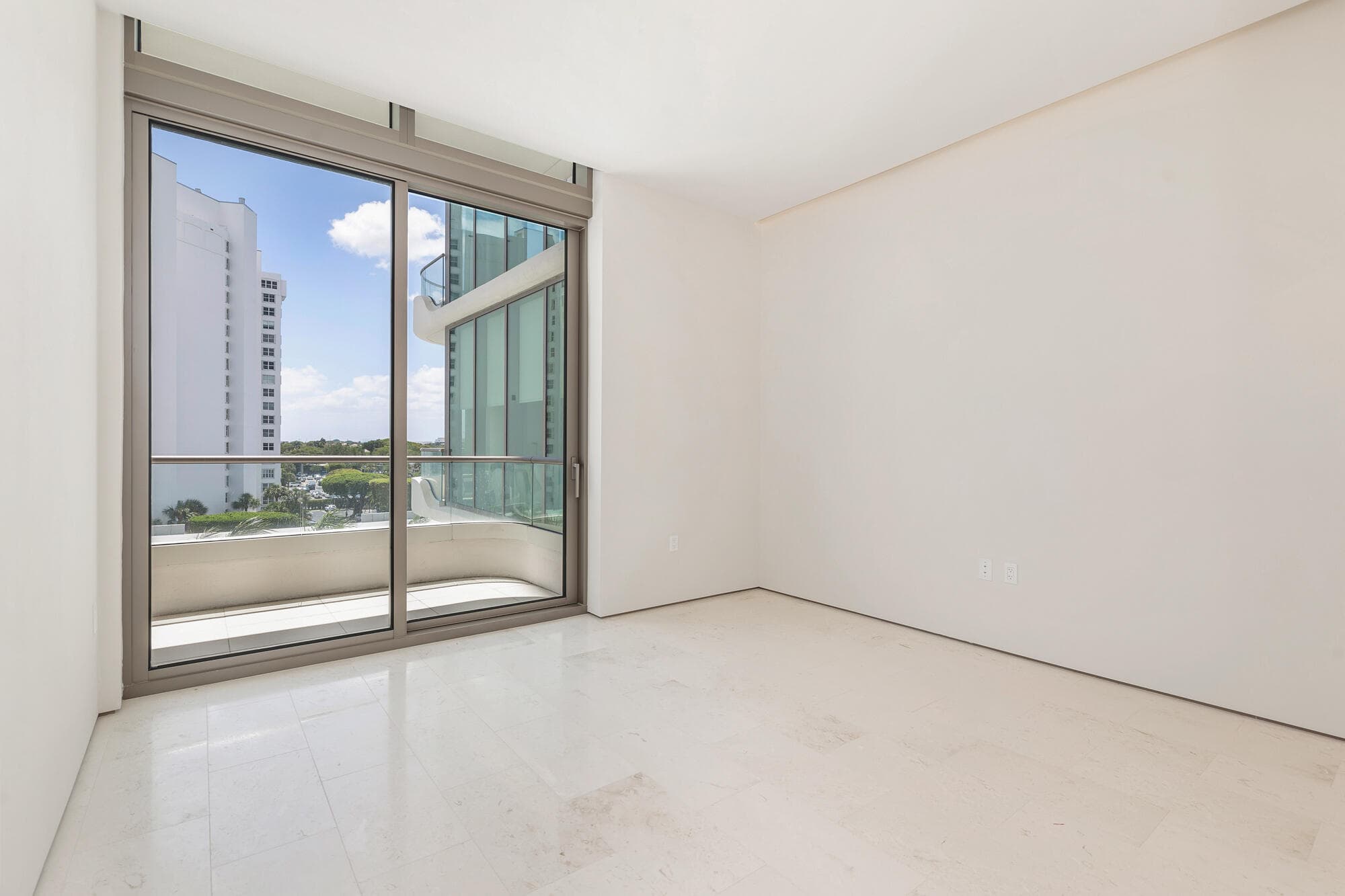 200 Arkona Court 504, West Palm Beach, FL 33401 — photo 16 of 31