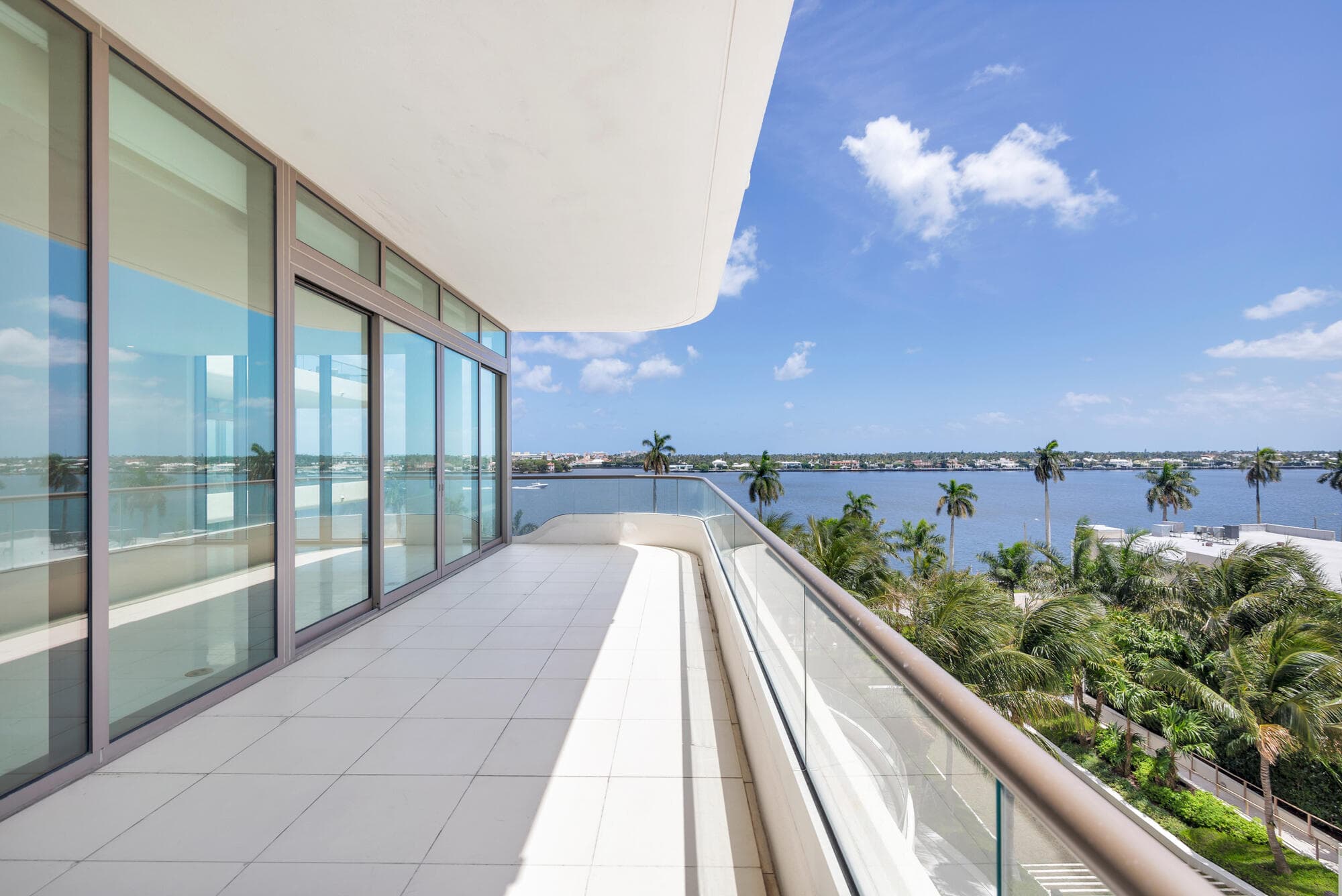 200 Arkona Court 504, West Palm Beach, FL 33401 — photo 1 of 31
