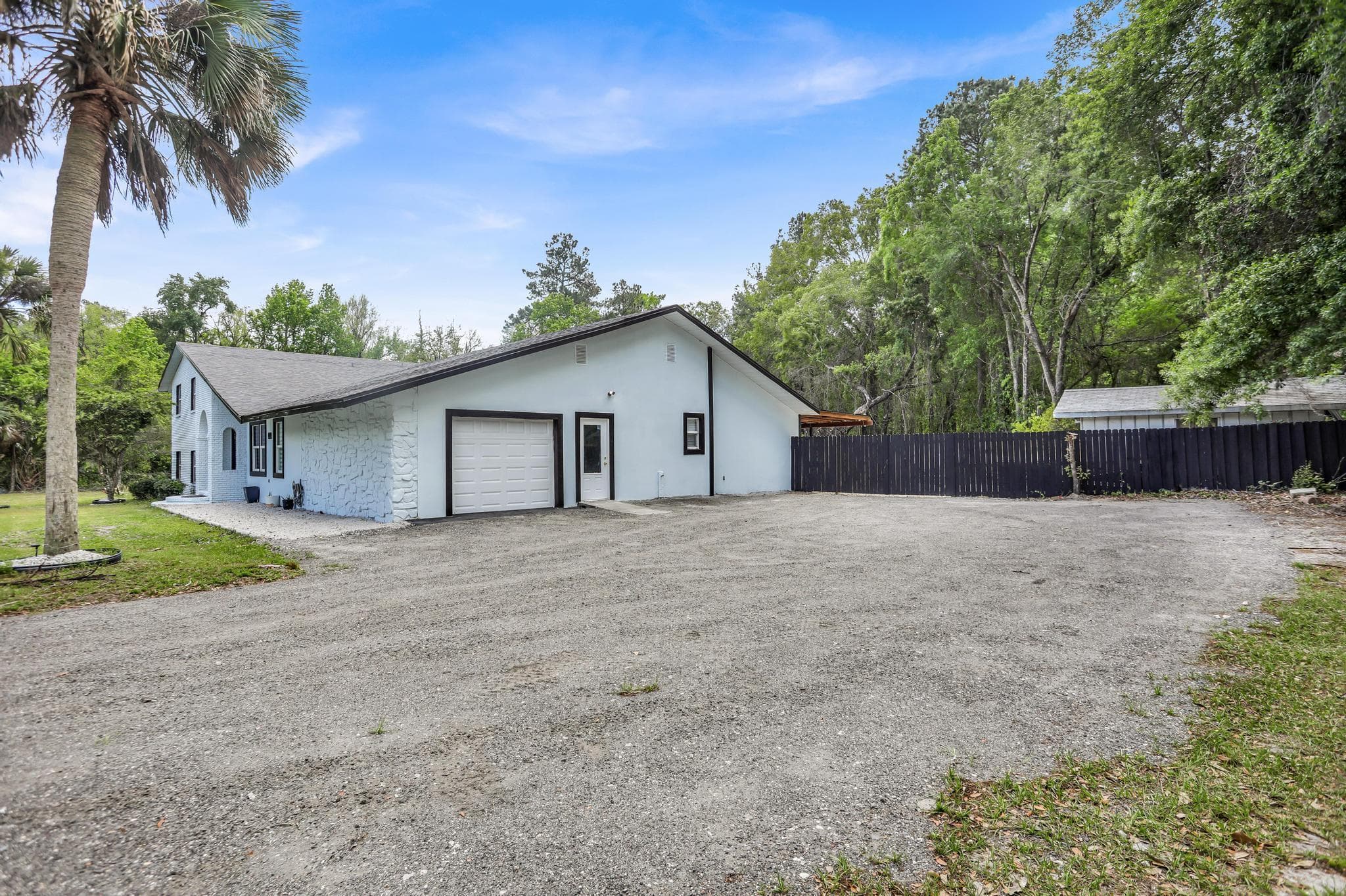 912 S 5th Street, Macclenny, FL 32063 — photo 6 of 54