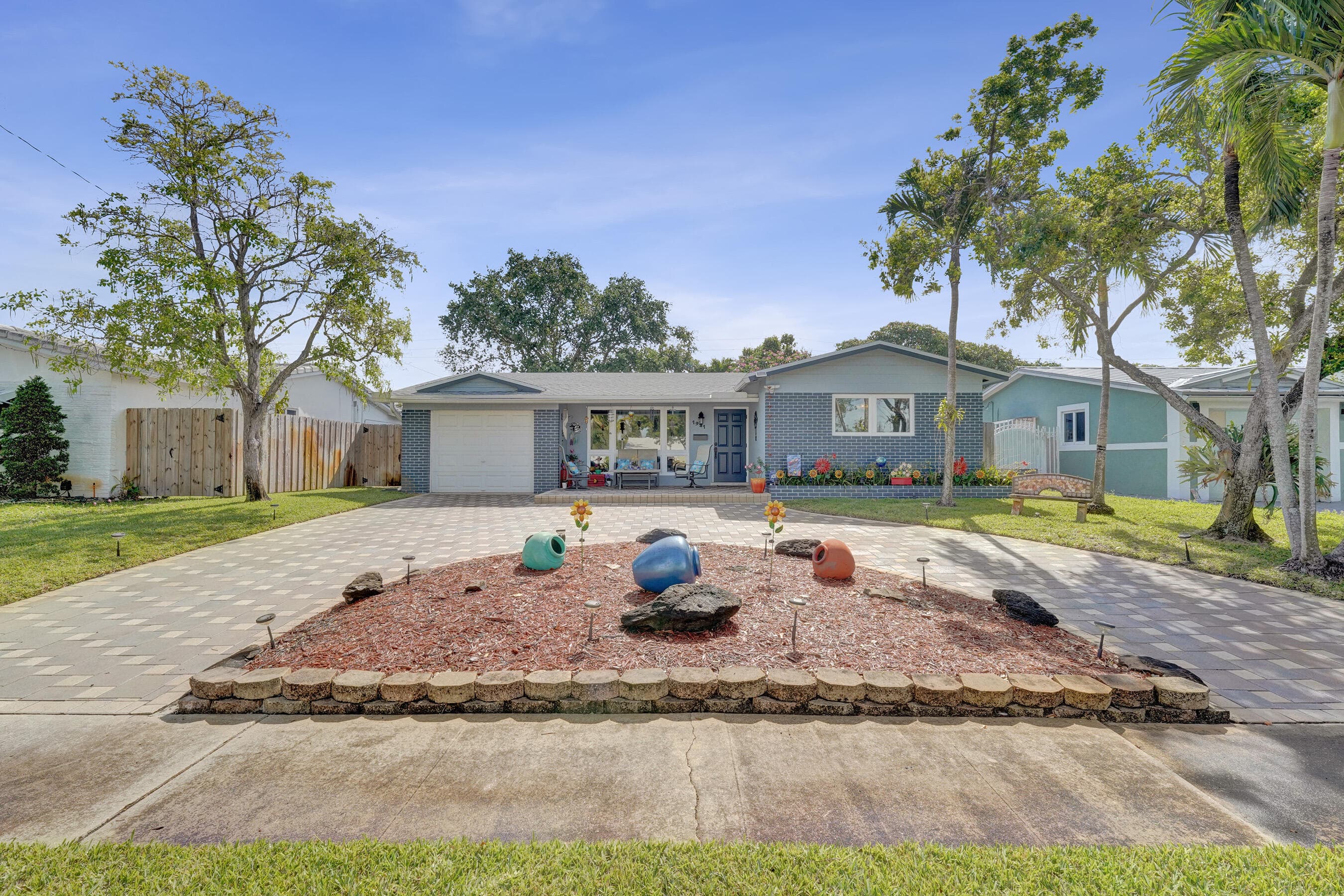 1921 N 49th Avenue, Hollywood, FL 33021 — photo 7 of 97