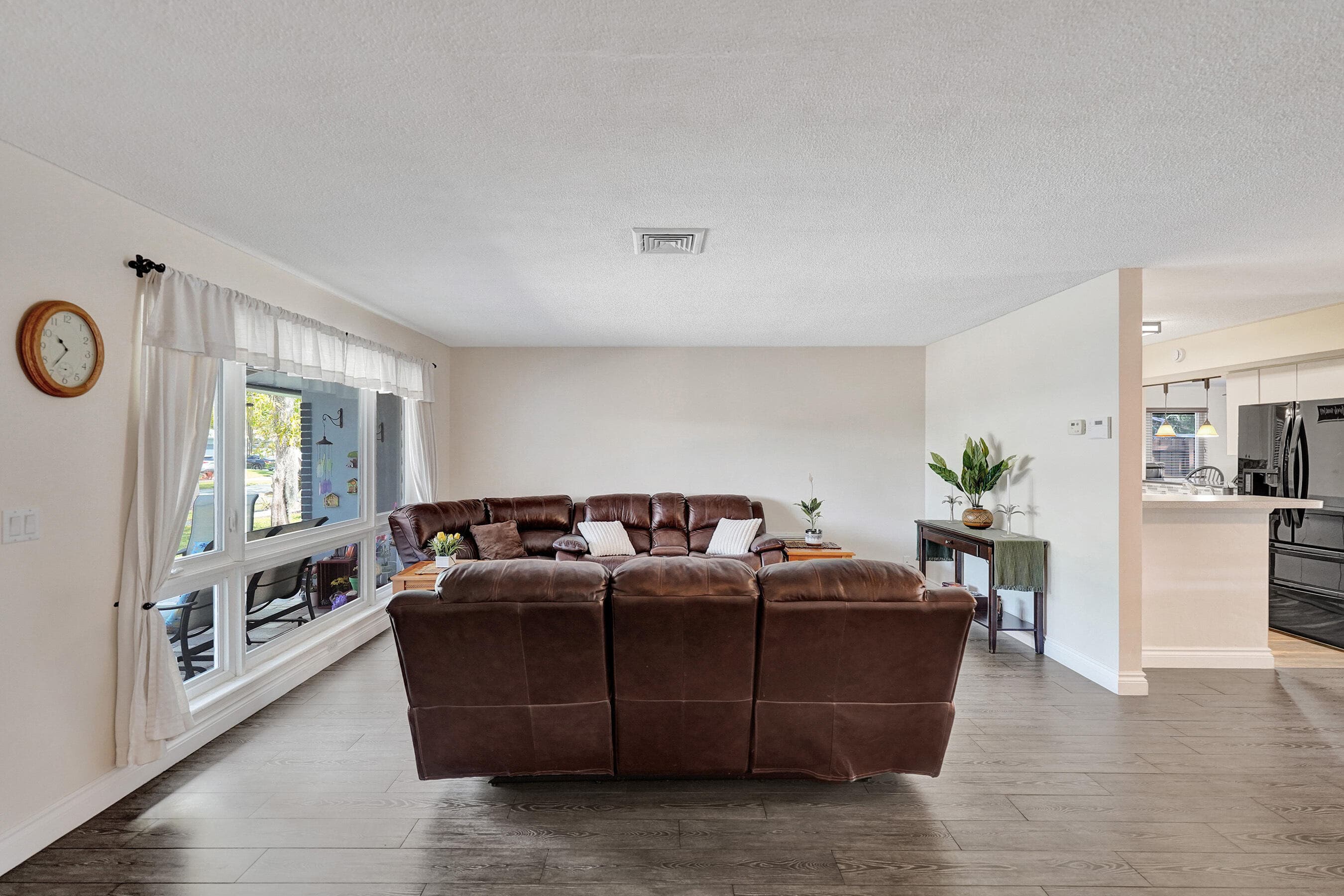 1921 N 49th Avenue, Hollywood, FL 33021 — photo 13 of 97