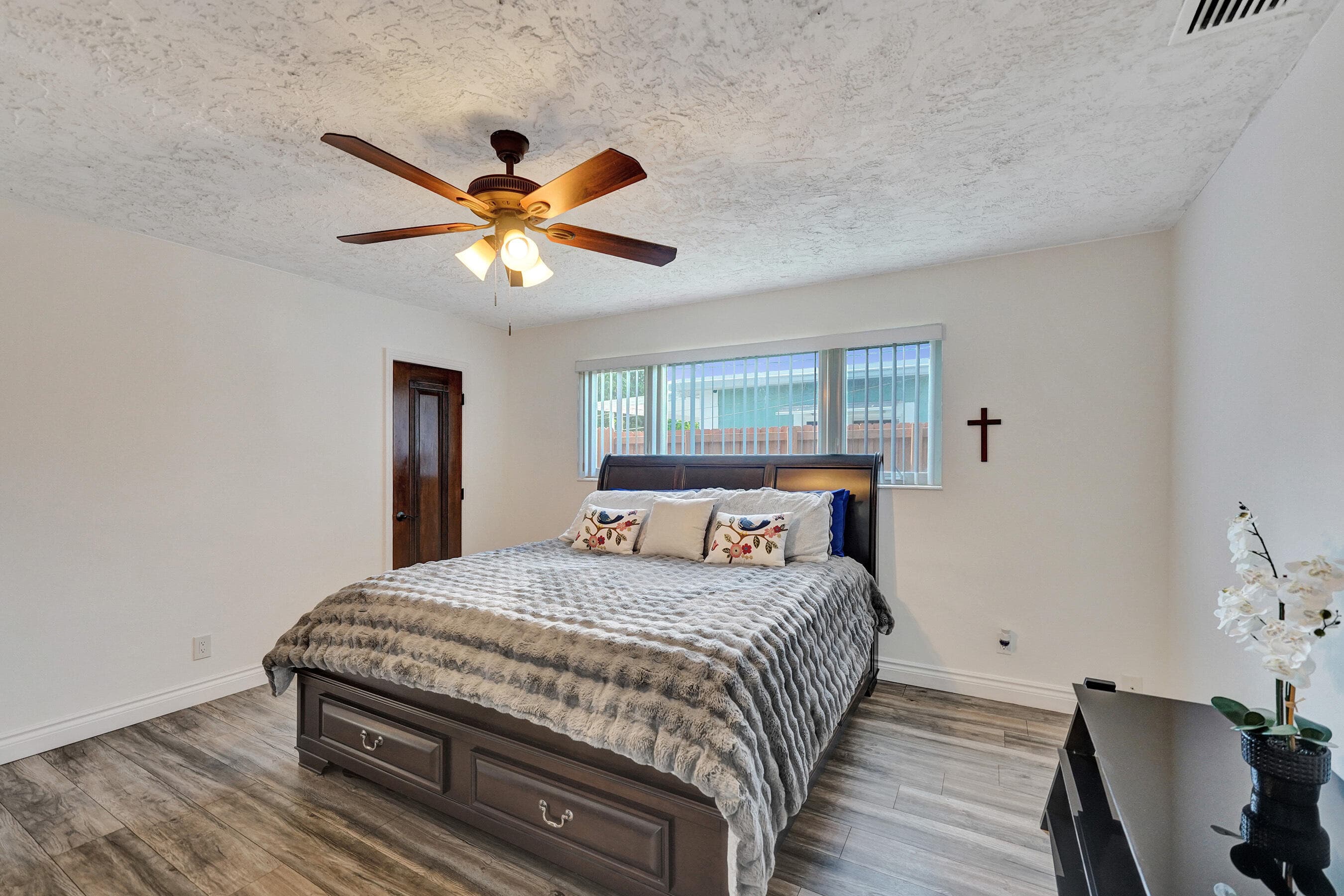 1921 N 49th Avenue, Hollywood, FL 33021 — photo 53 of 97