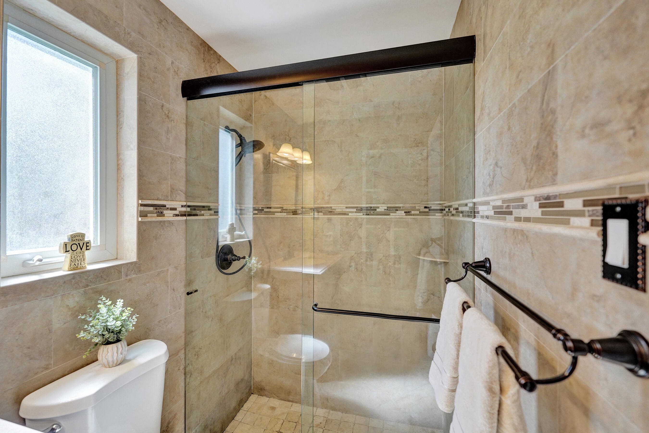 1921 N 49th Avenue, Hollywood, FL 33021 — photo 60 of 97