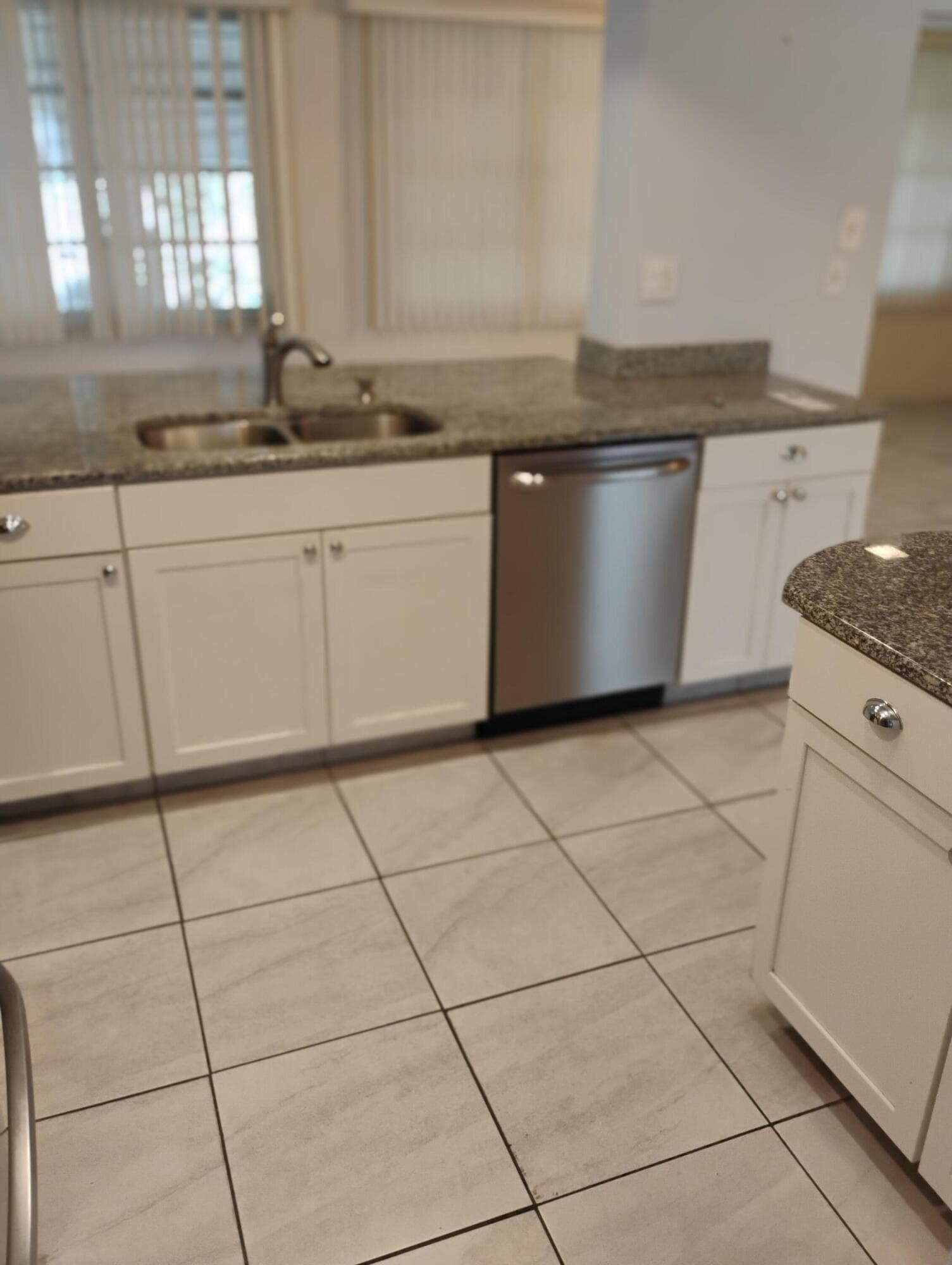 5039 NW 42 Street, Lauderdale Lakes, FL 33319 — photo 35 of 38