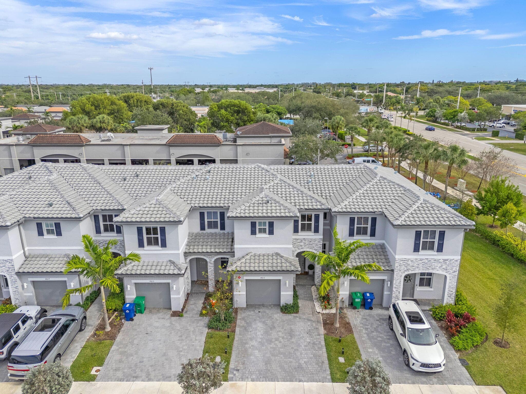 4613 NW 118th Avenue 4613, Coral Springs, FL 33076 — photo 1 of 37
