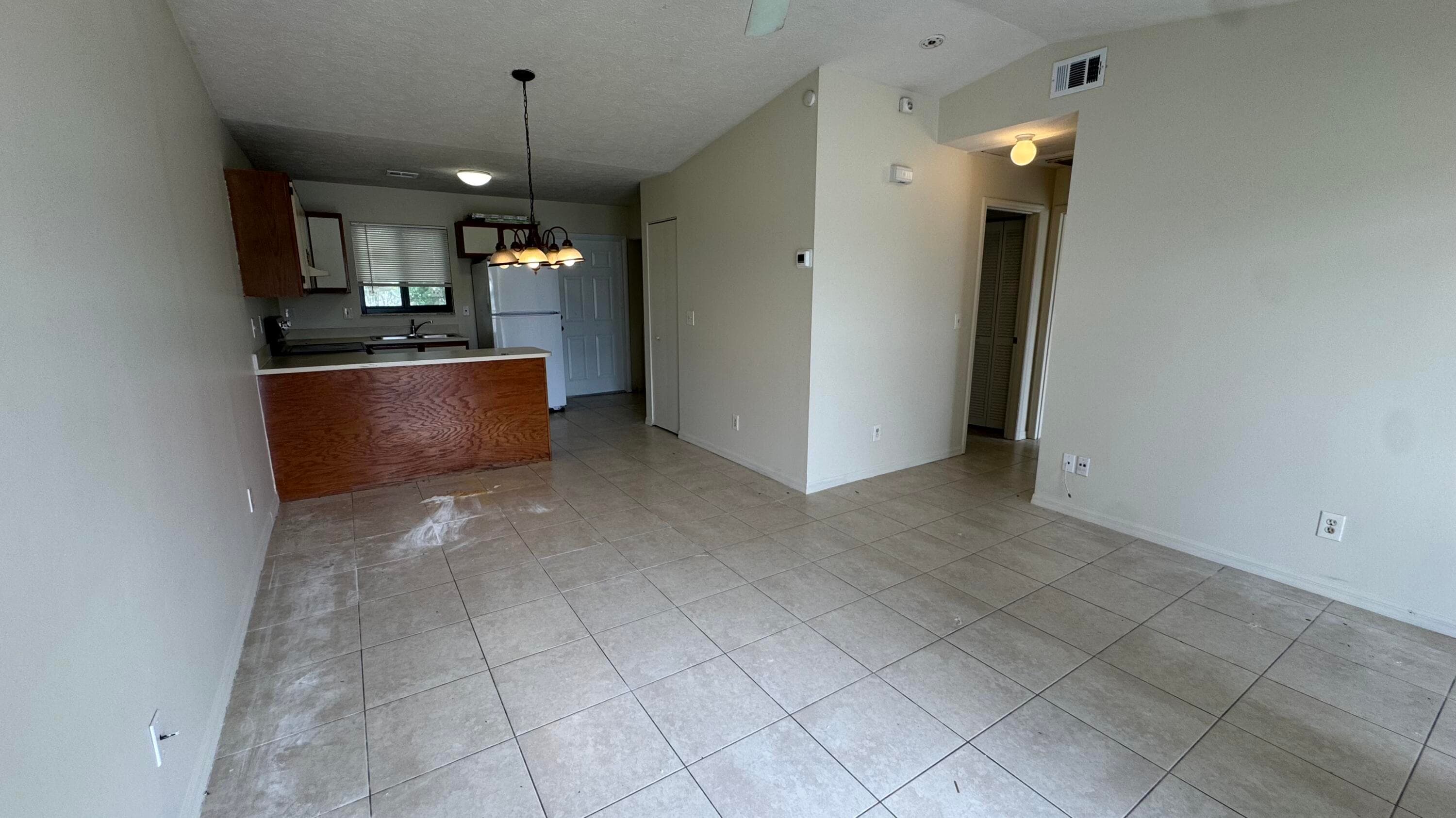 5045 SE Primrose Way, Stuart, FL 34997 — photo 2 of 6