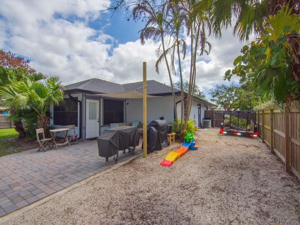 1415 34th Avenue, Vero Beach, FL 32960 — photo 24 of 28