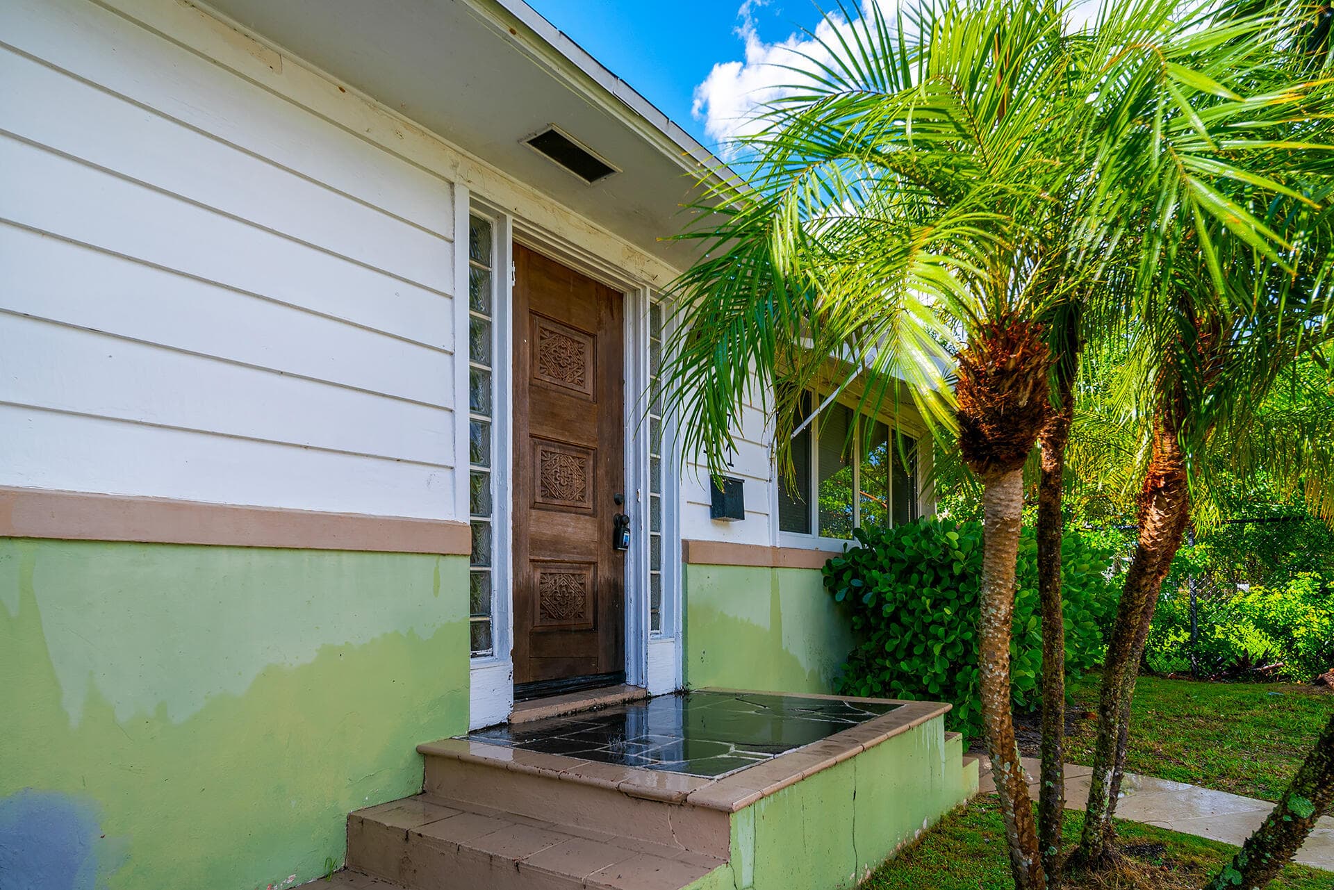 727 S M Street, Lake Worth Beach, FL 33460 — photo 4 of 28