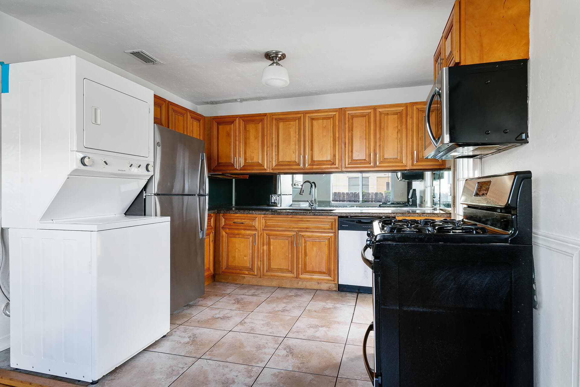727 S M Street, Lake Worth Beach, FL 33460 — photo 9 of 28