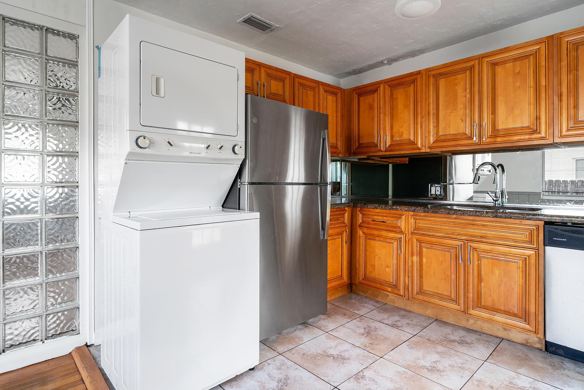 727 S M Street, Lake Worth Beach, FL 33460 — photo 11 of 28