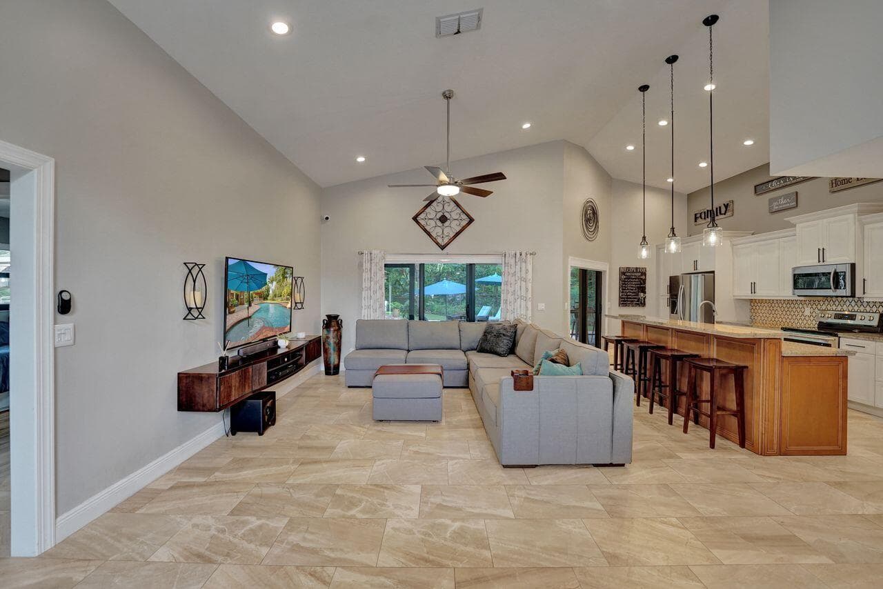 9931 SW 23rd Street, Davie, FL 33324 — photo 14 of 60