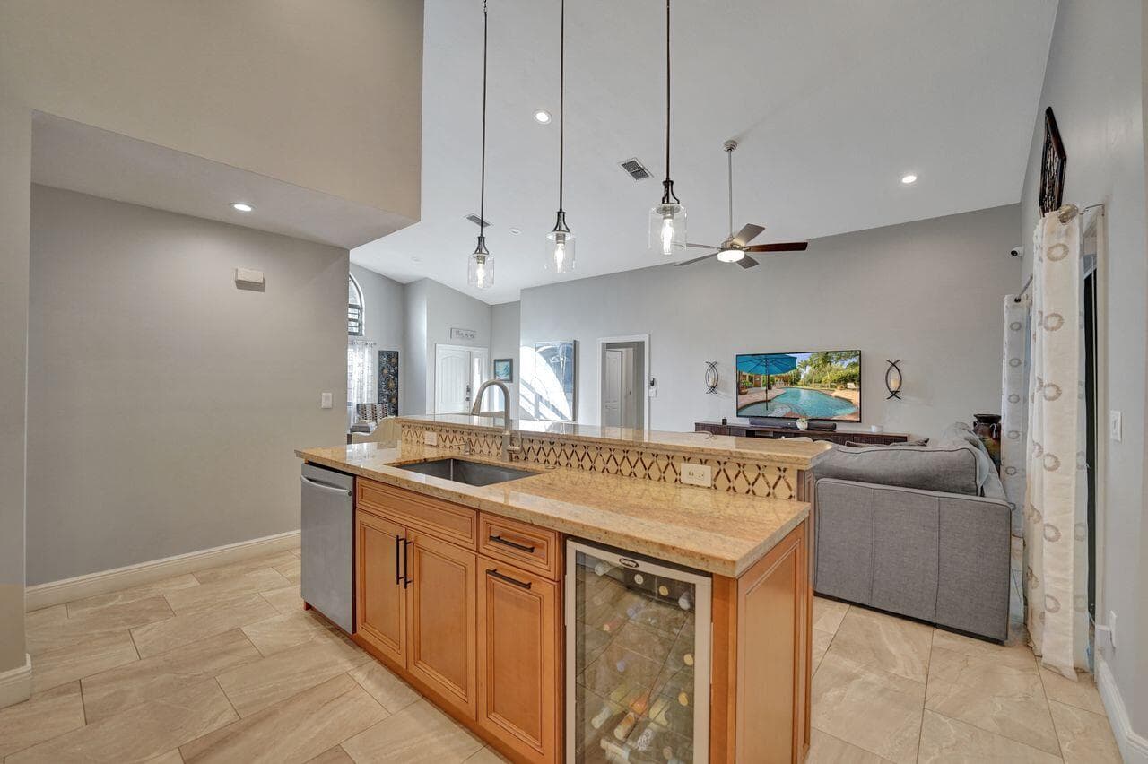 9931 SW 23rd Street, Davie, FL 33324 — photo 19 of 60