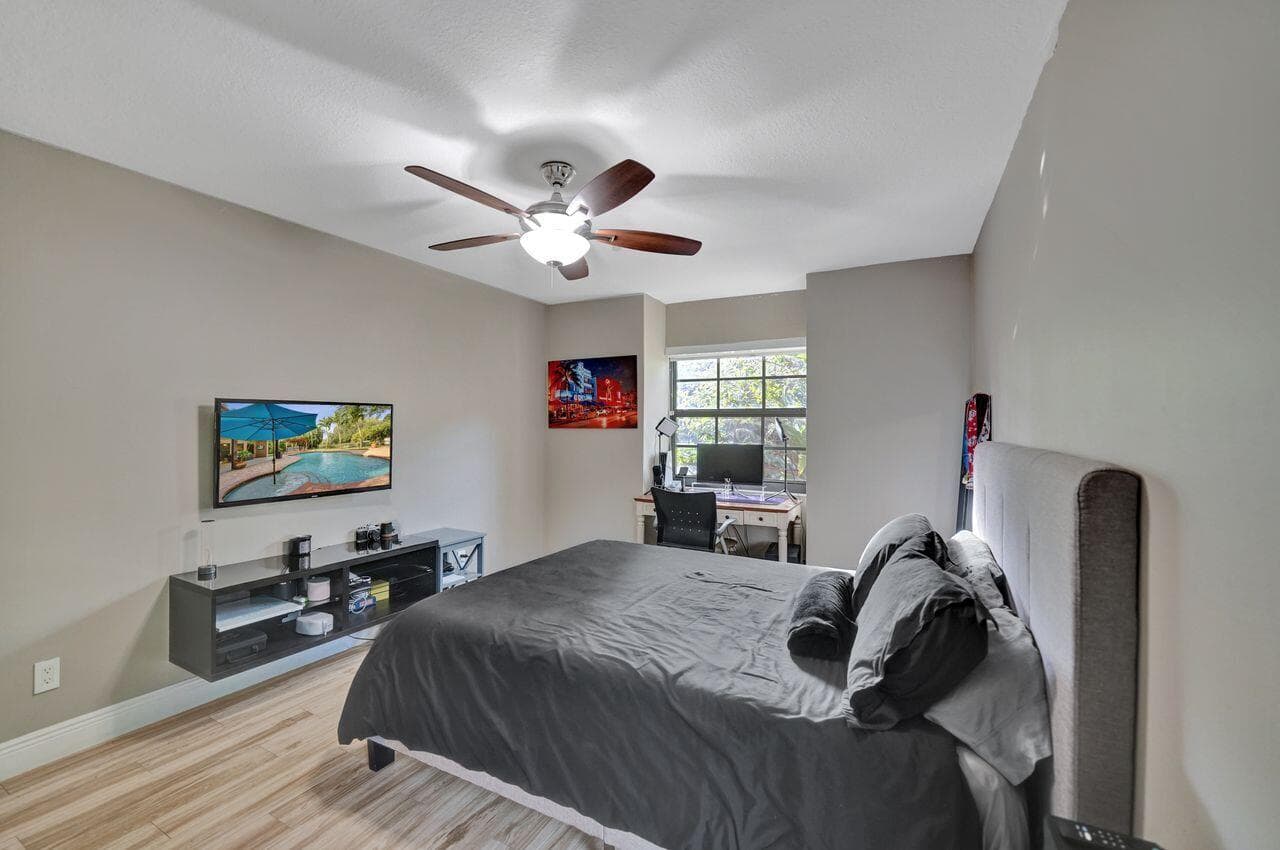 9931 SW 23rd Street, Davie, FL 33324 — photo 39 of 60