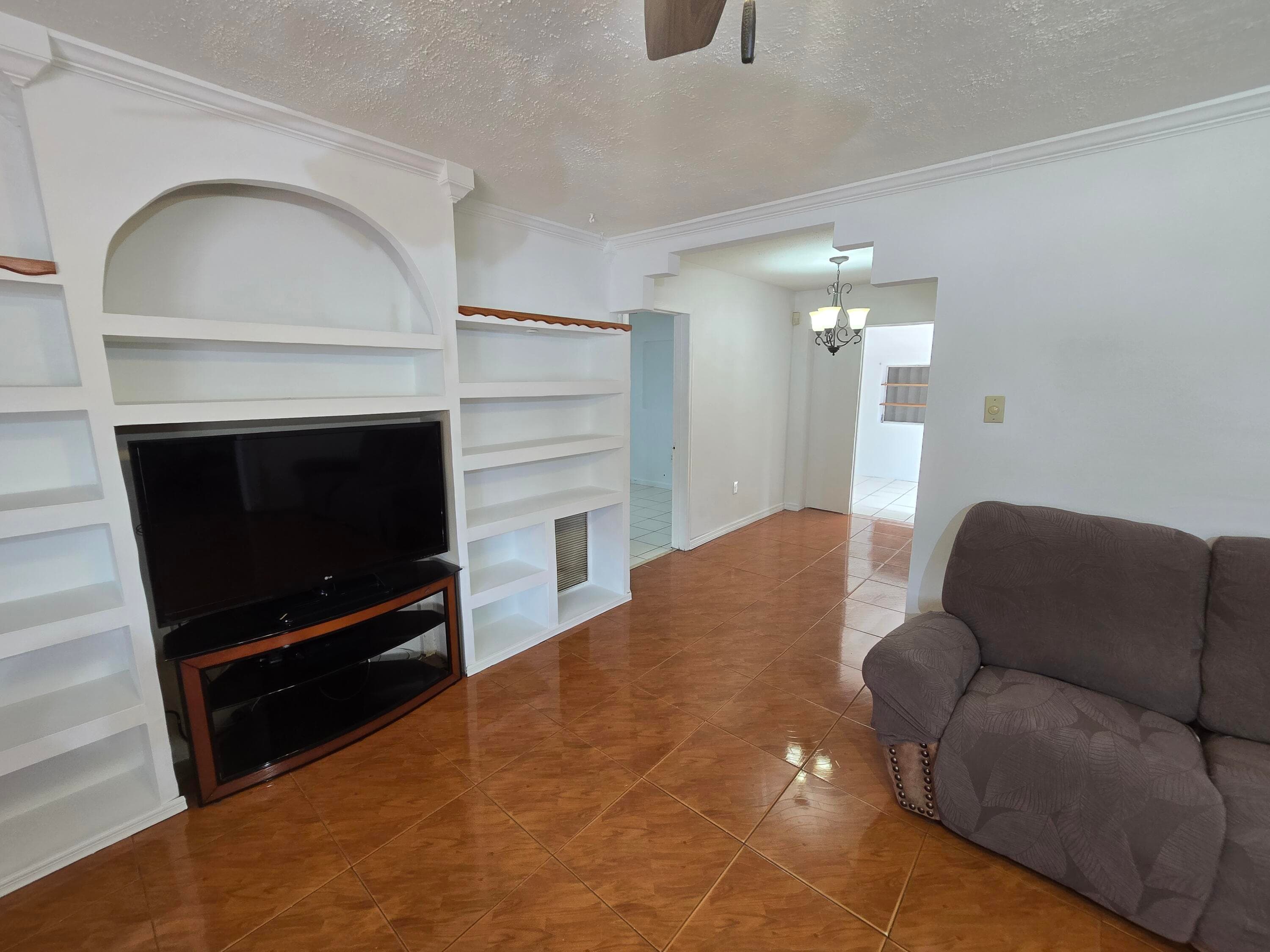 6510 Sheridan Street, Hollywood, FL 33024 — photo 5 of 37